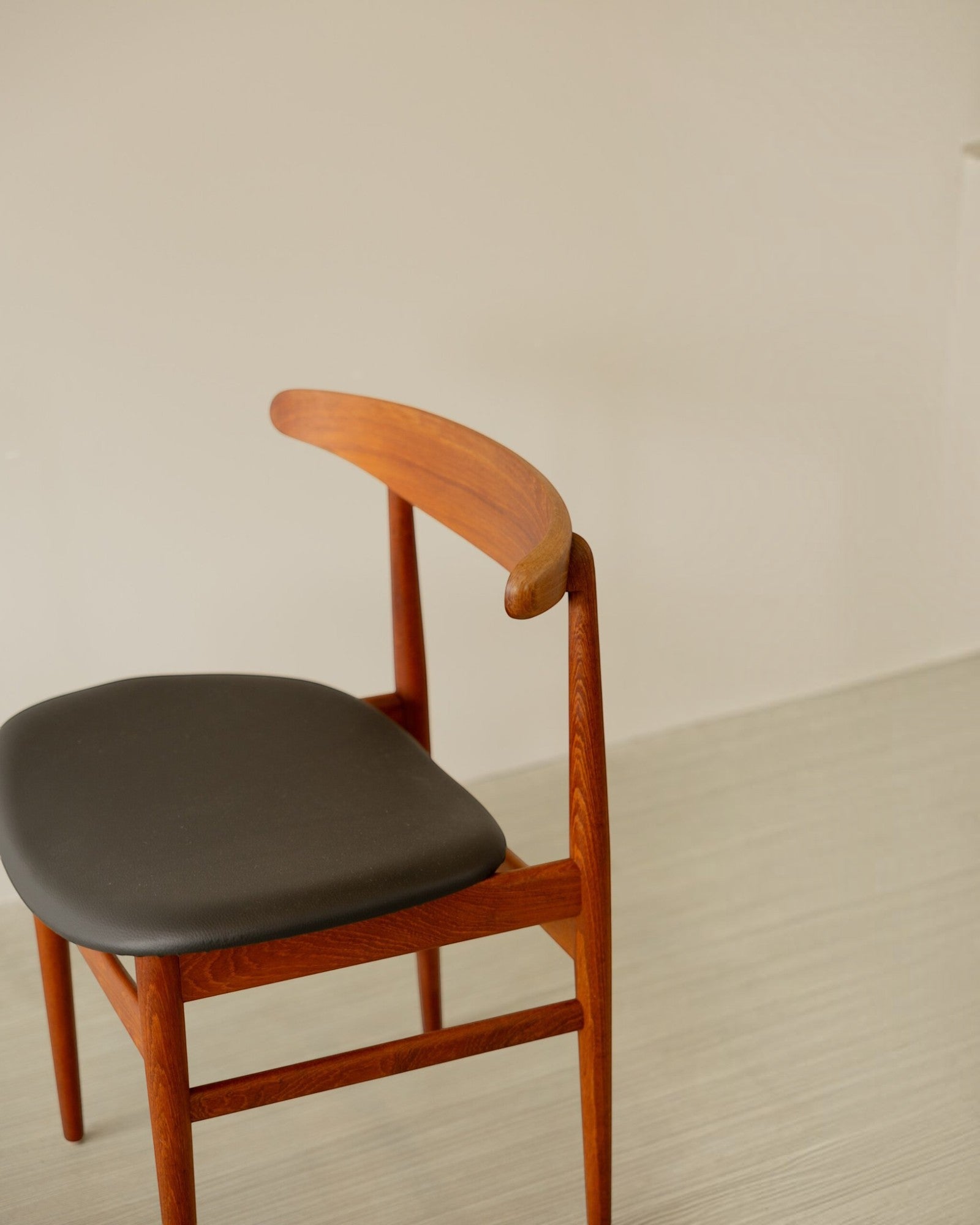 Model 218 Teak Dining Chairs by Poul Hundevad - Set of 6