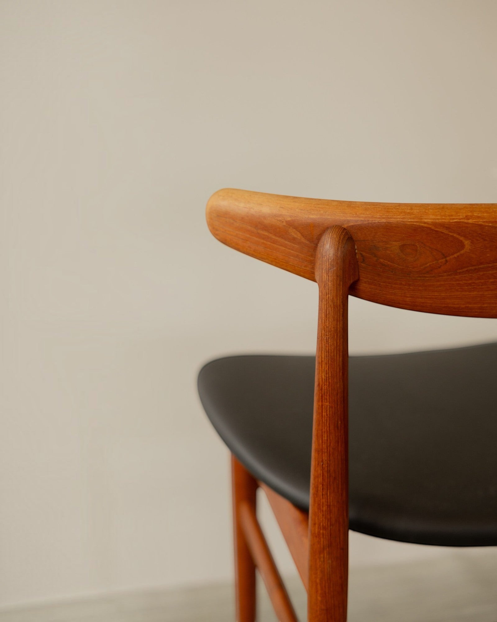 Model 218 Teak Dining Chairs by Poul Hundevad - Set of 6