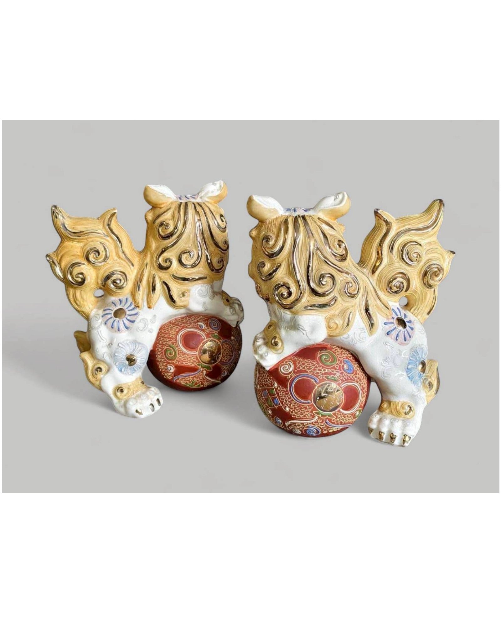 Kutani Guardian Lions — A Rare Left & Right Match - Set of 2