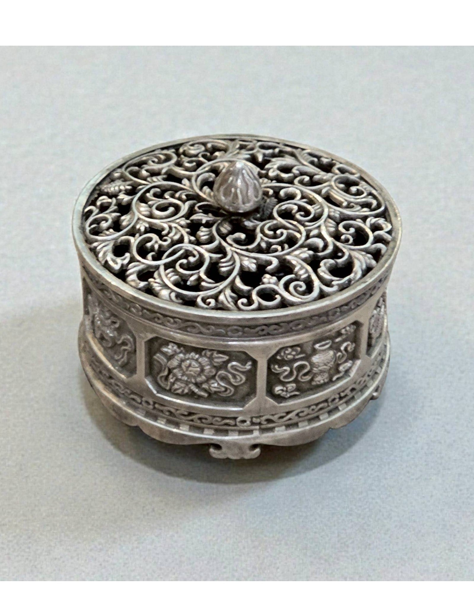 Eight Auspicious Symbols Incense Burner