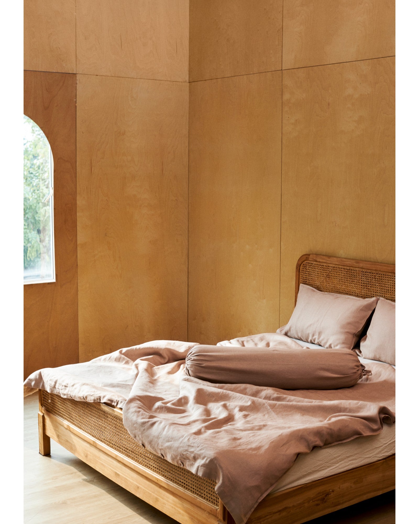 Linen Bedding Set Covers, Nude Pink - Surround Living - 6