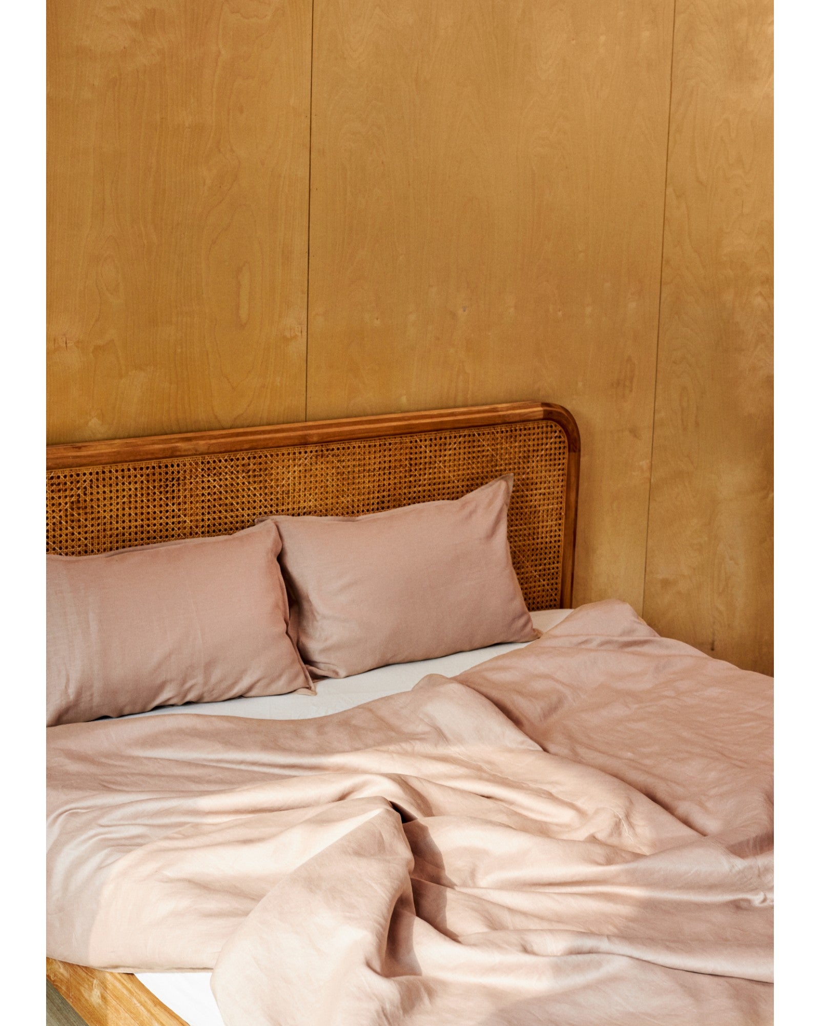 Linen Bedding Set Covers, Nude Pink - Surround Living - 7