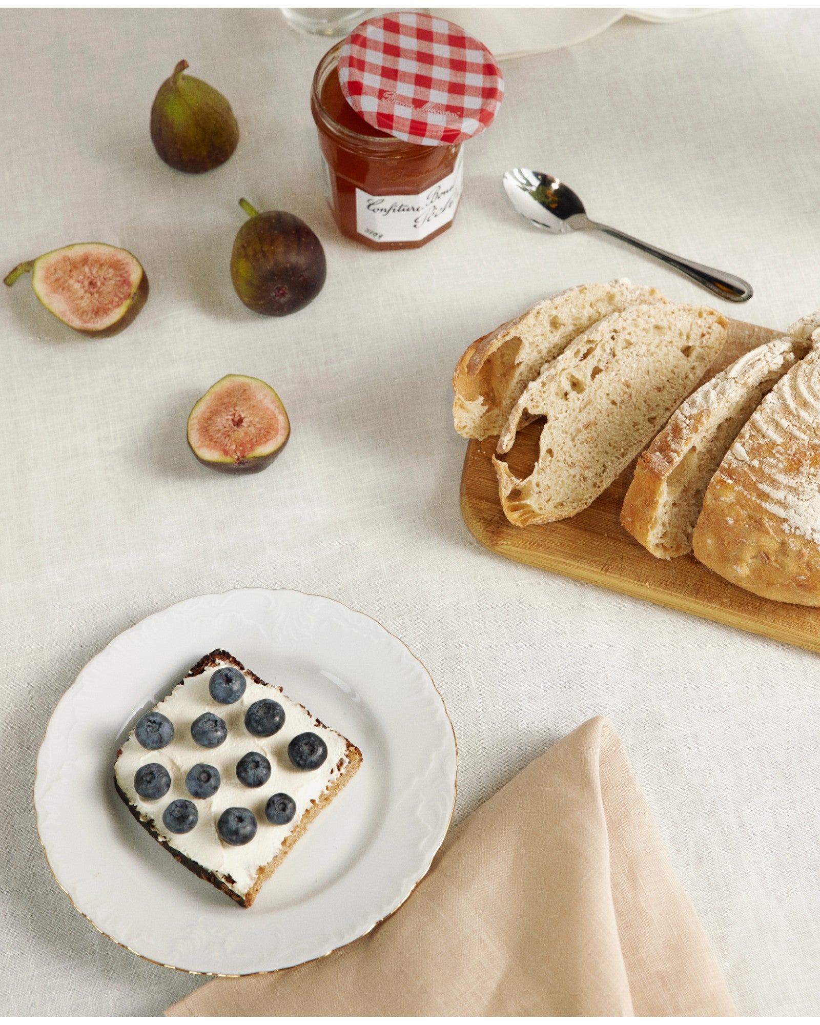 Off-White, Classic Linen Tablecloth