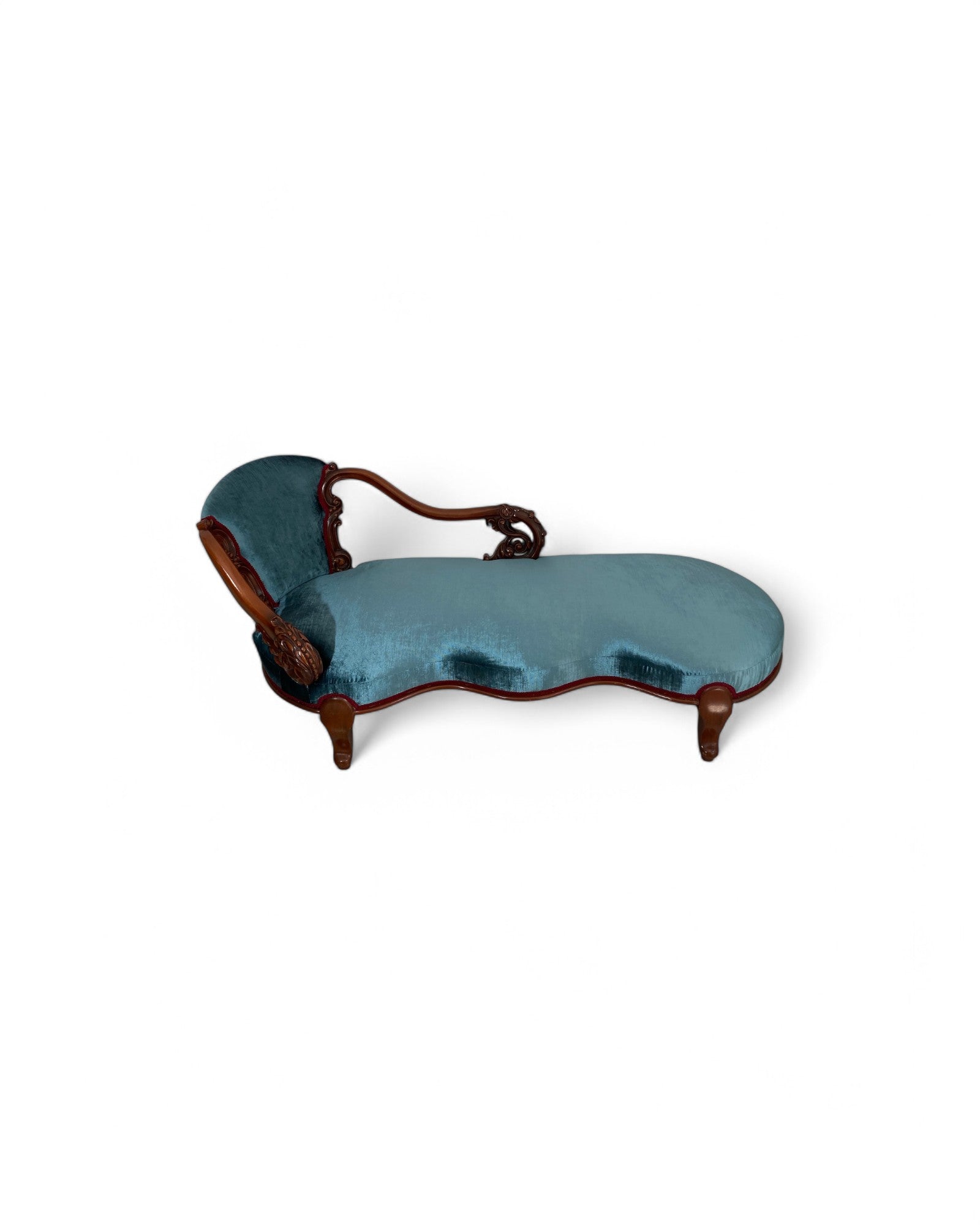 1870s Victorian Blue Velvet Chaise Longue