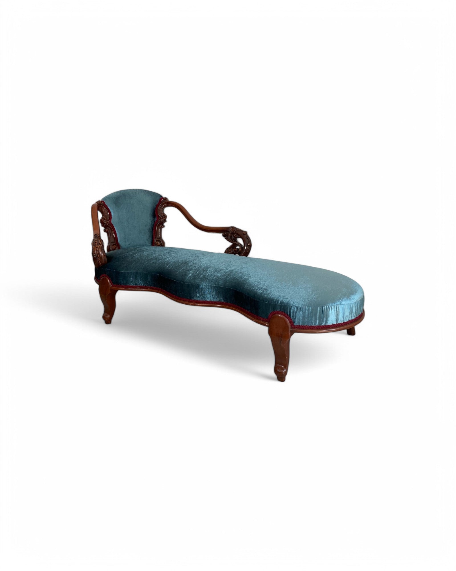 1870s Victorian Blue Velvet Chaise Longue