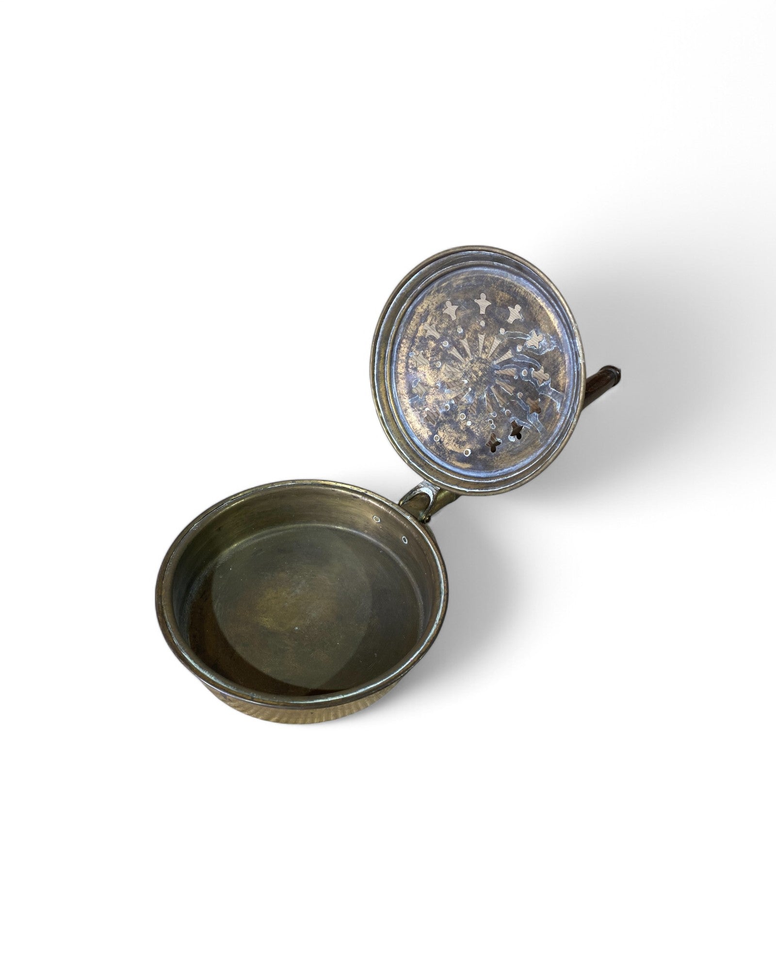 Antique Copper Bedwarmer with Ornate Lid and Wooden Handle