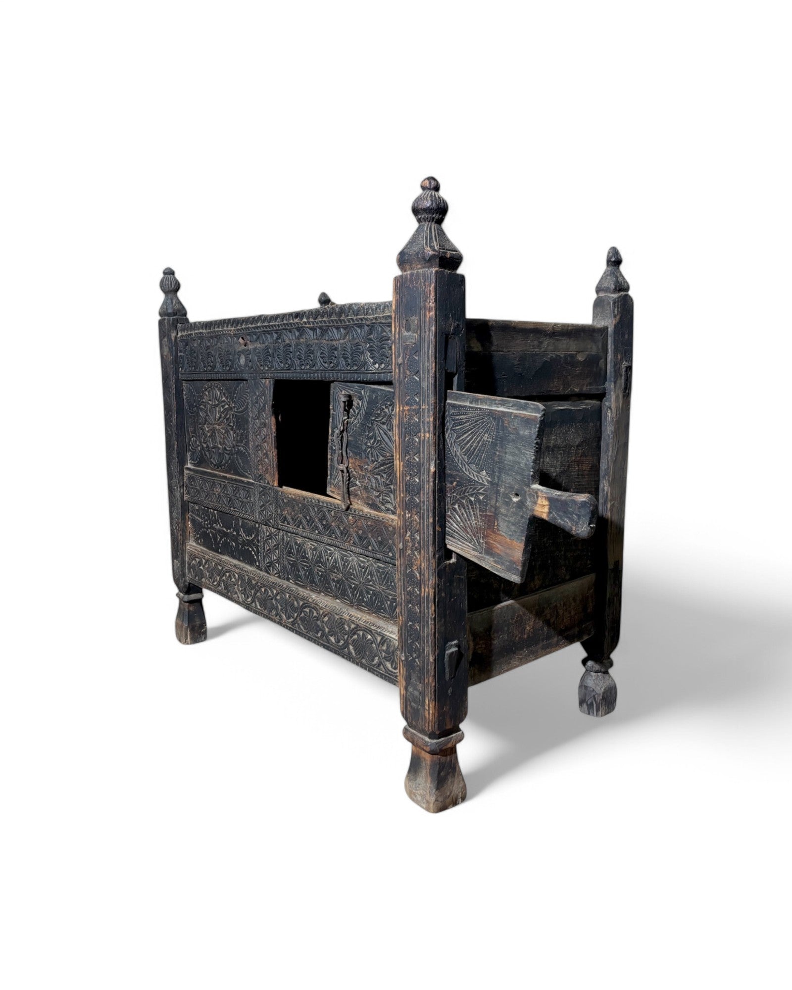 Royal Indian Engraved Black Antique Sliding Door Buffet