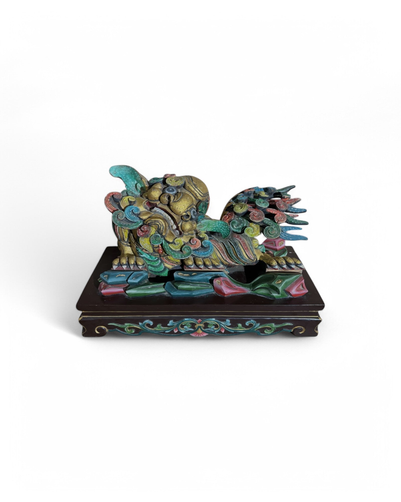 Chinese Dragon in Floral Bloom Carved Sculpture