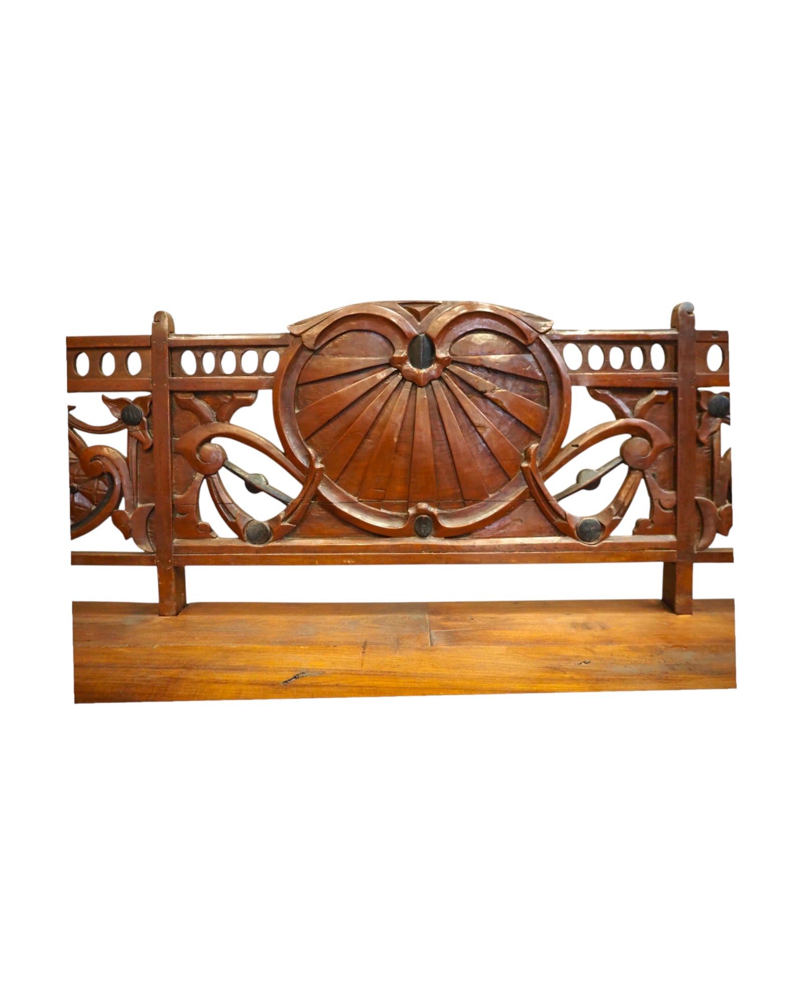 1920s Royal Colonial Carved Storage Bench