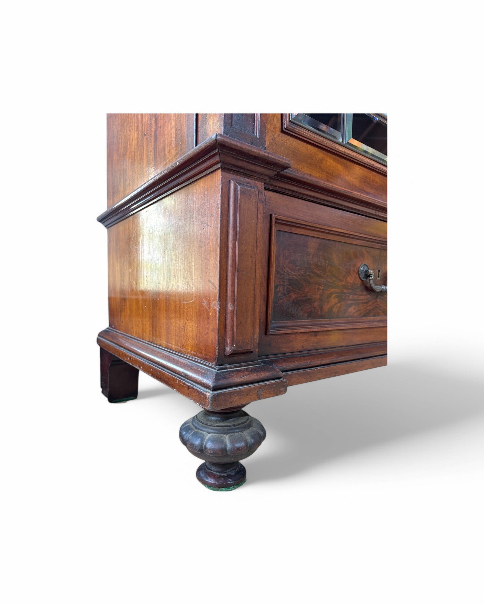 Art Nouveau Mahogony Inlaid China Display Cabinet 1900s