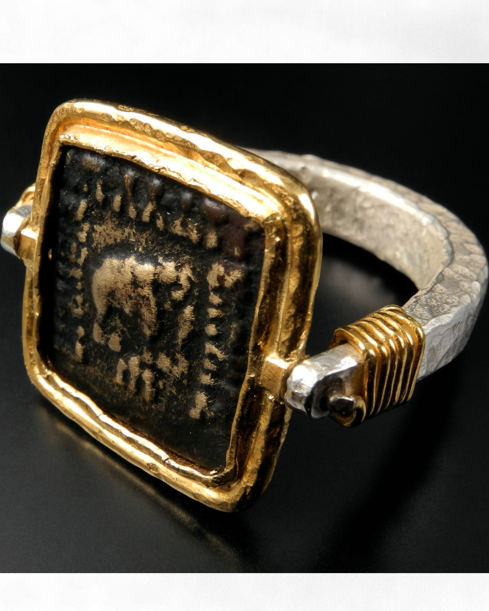Ancient Indo-Greek Drachm Ring (EU 20, US 9)