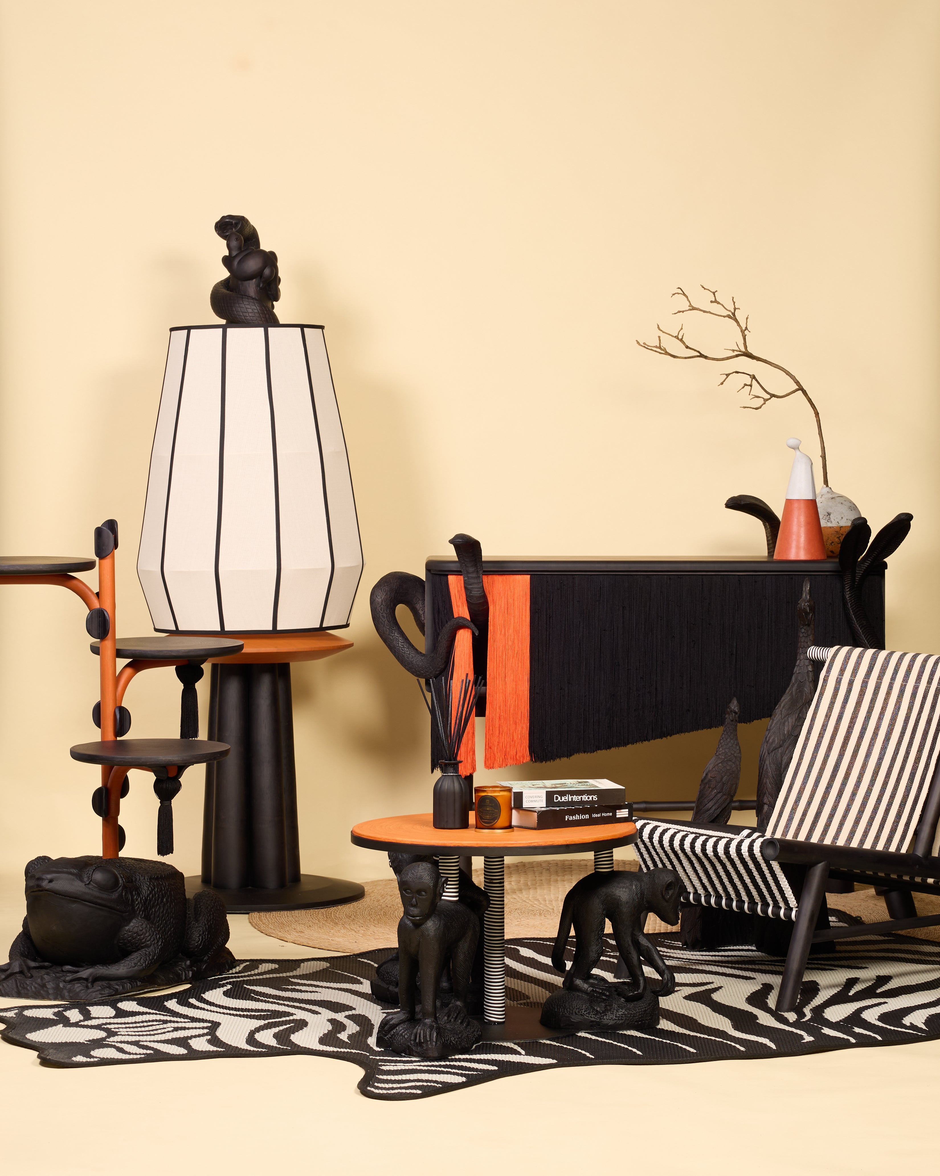 AMO ARTE - Easy Peacock Lounge Chair