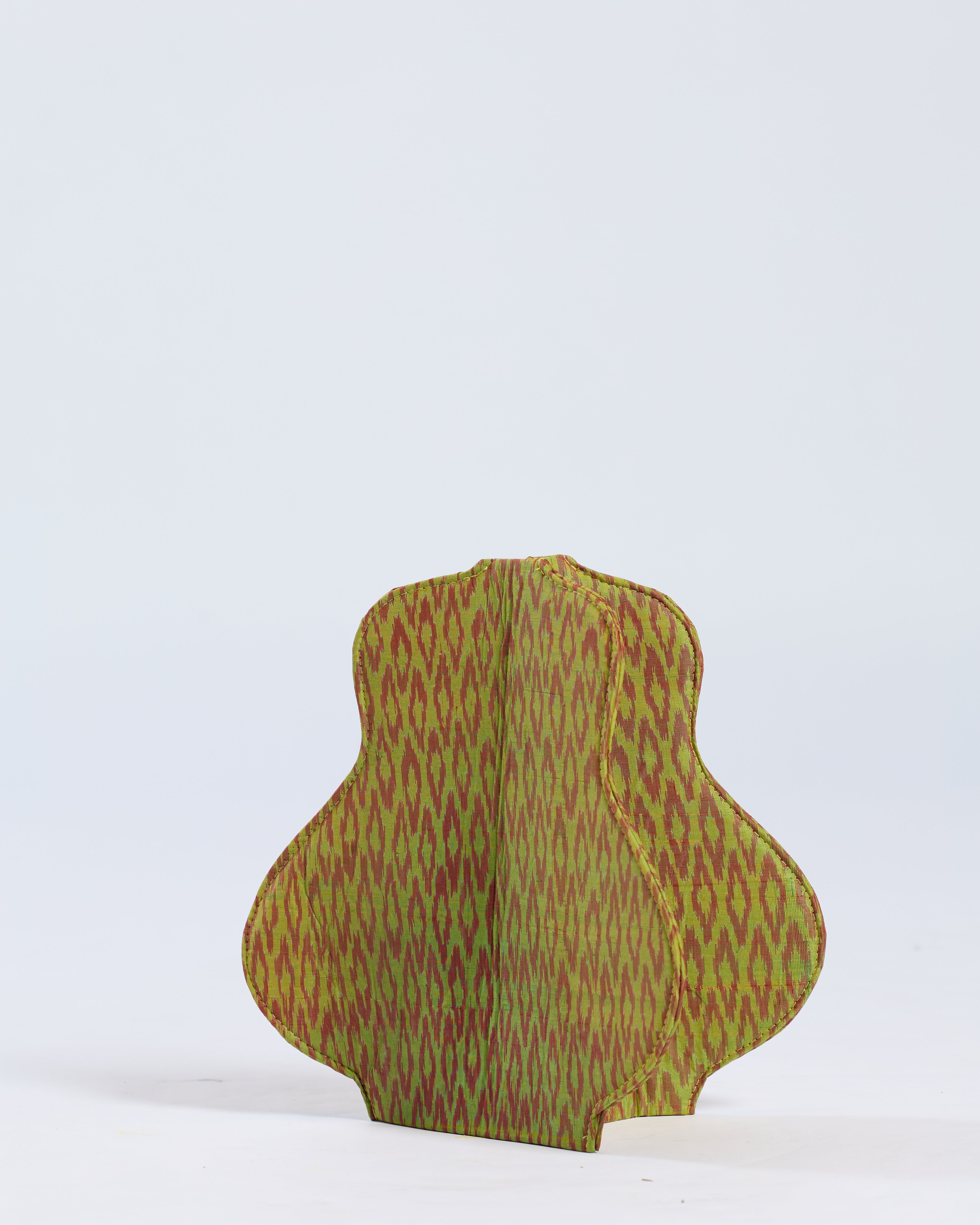 SUMPHAT - Silk Vase (D)