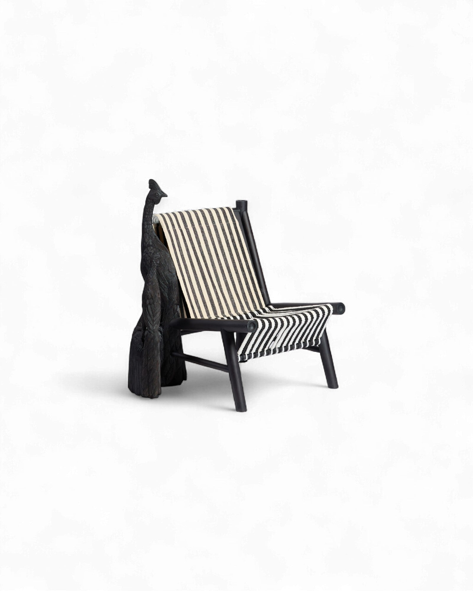 AMO ARTE - Easy Peacock Lounge Chair