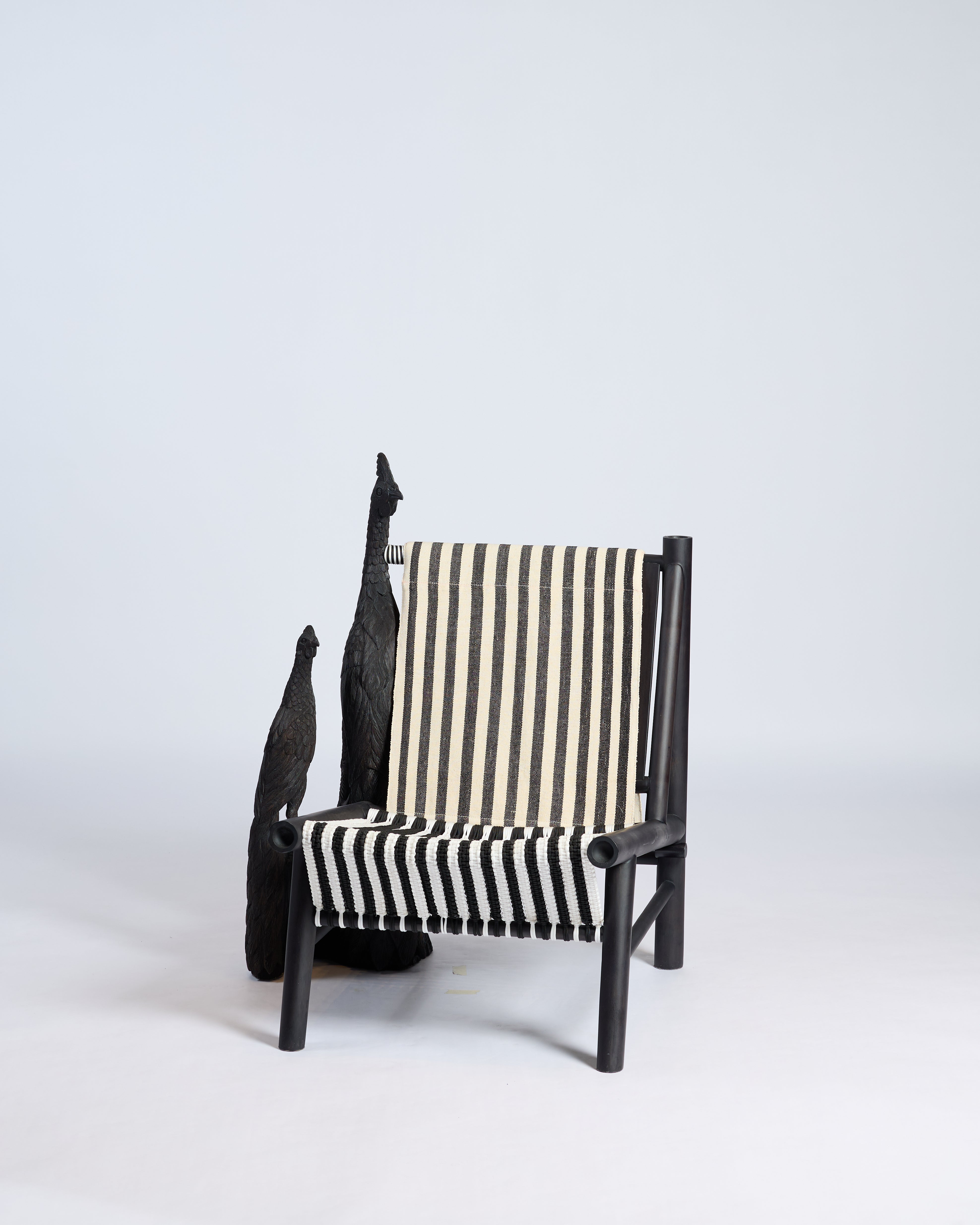 AMO ARTE - Easy Peacock Lounge Chair