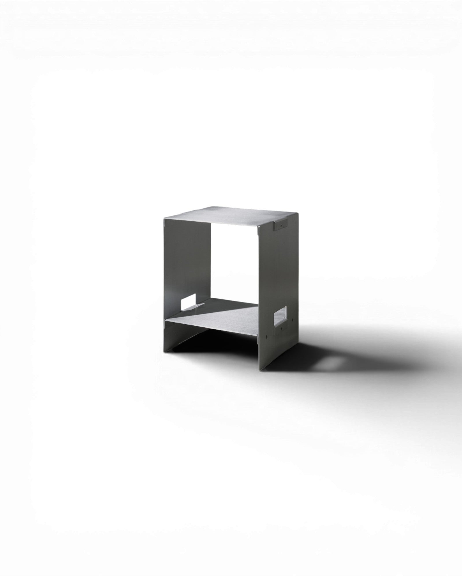 SS - BOX - Surround Living - 1