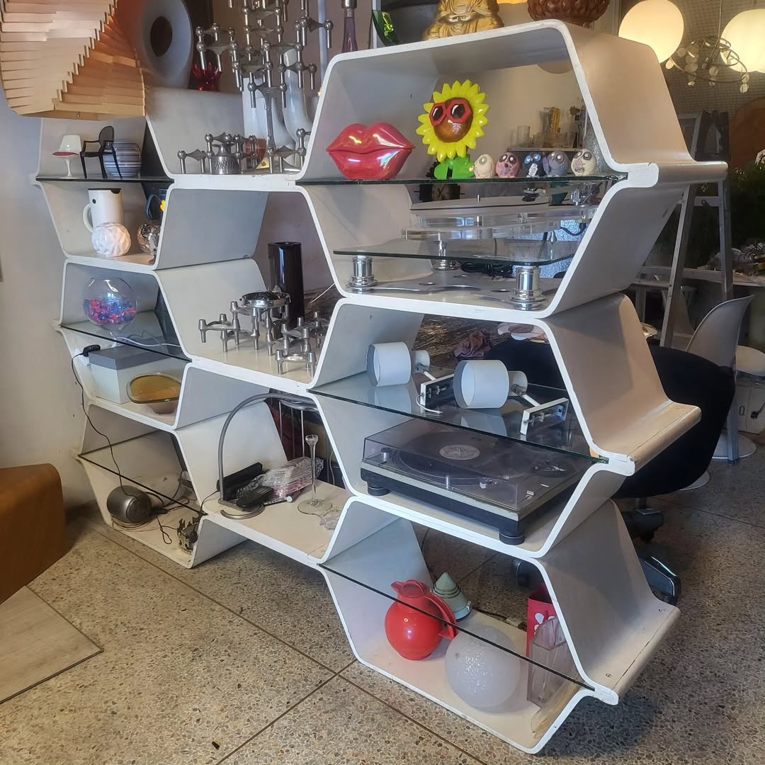 Honeycomb Modular Shelving by Bill Curry for Heller - Surround Living - 18