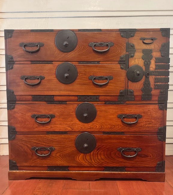 Nihonmatsu Keyaki Bridal Tansu Chest with Brass Fittings