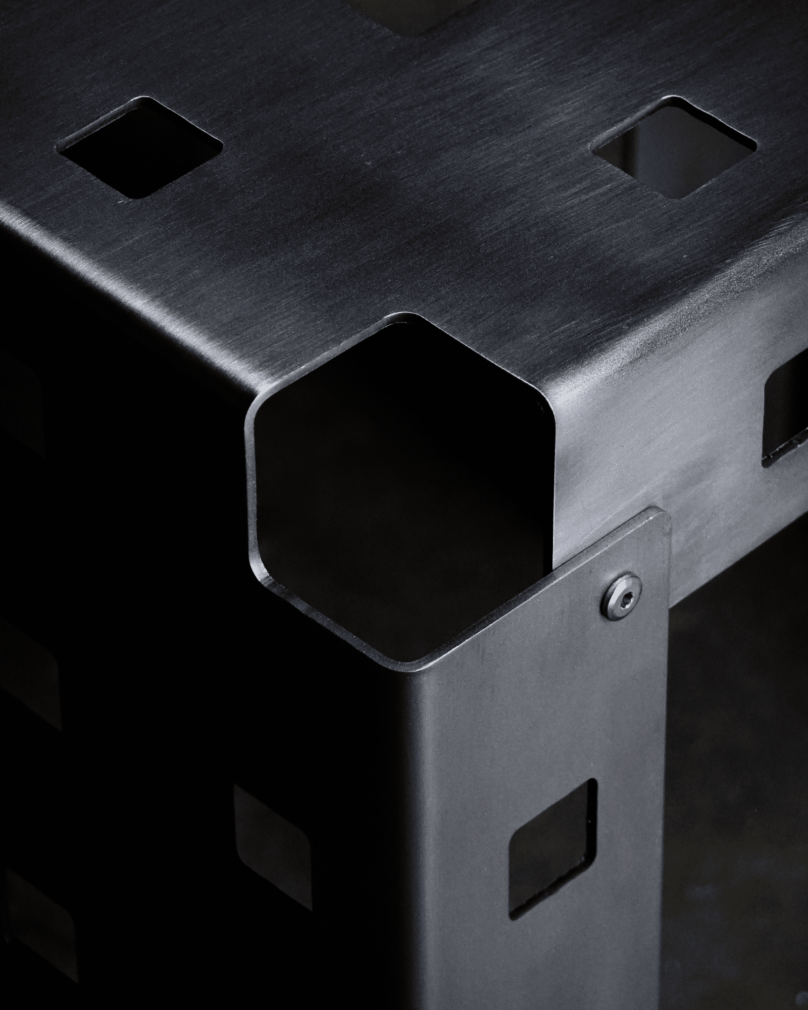 Grid - Surround Living - 4