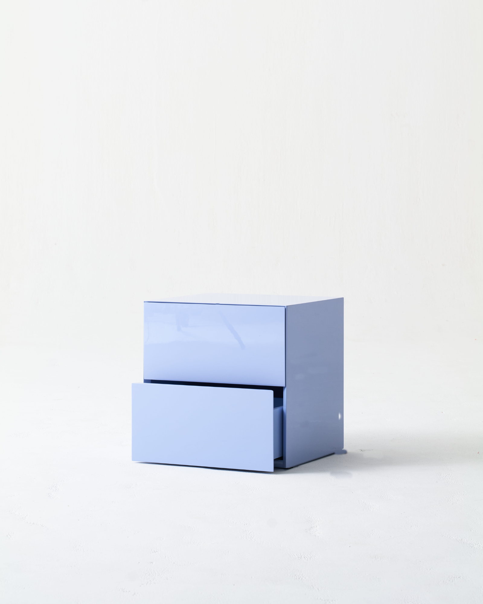SUNTUR x Vertier Besides Drawers