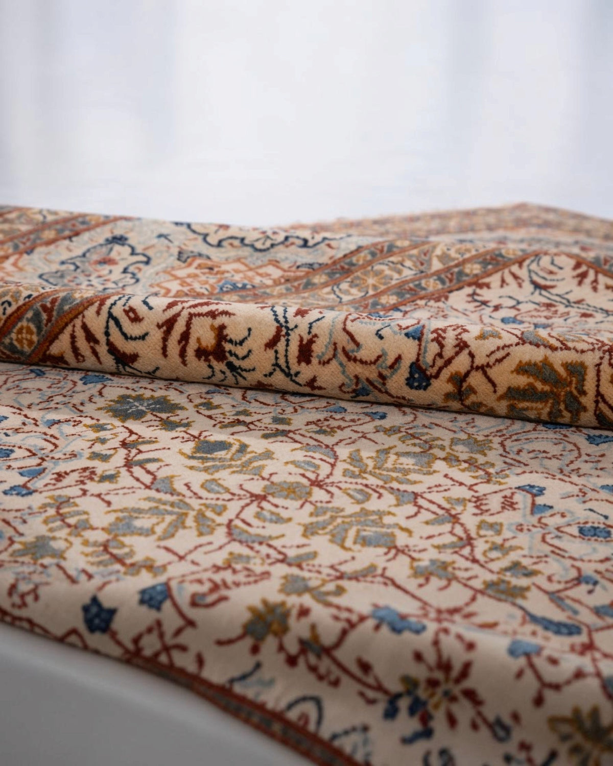 Vintage Persian Carpet – Ivory All-Over Floral | 420 x 300 cm - Surround Living - 5