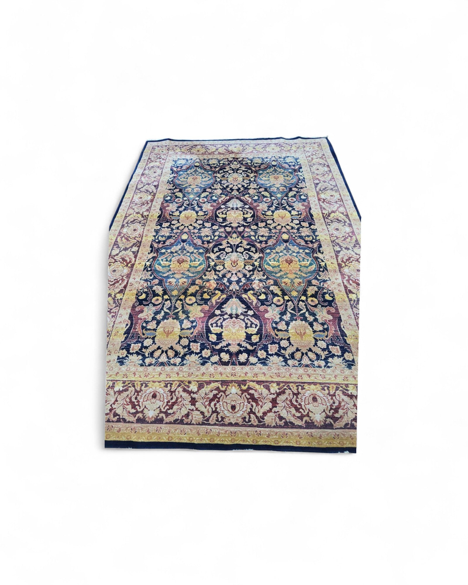 Classic Belgian Floral Medallion Rug | 250 x 350cm