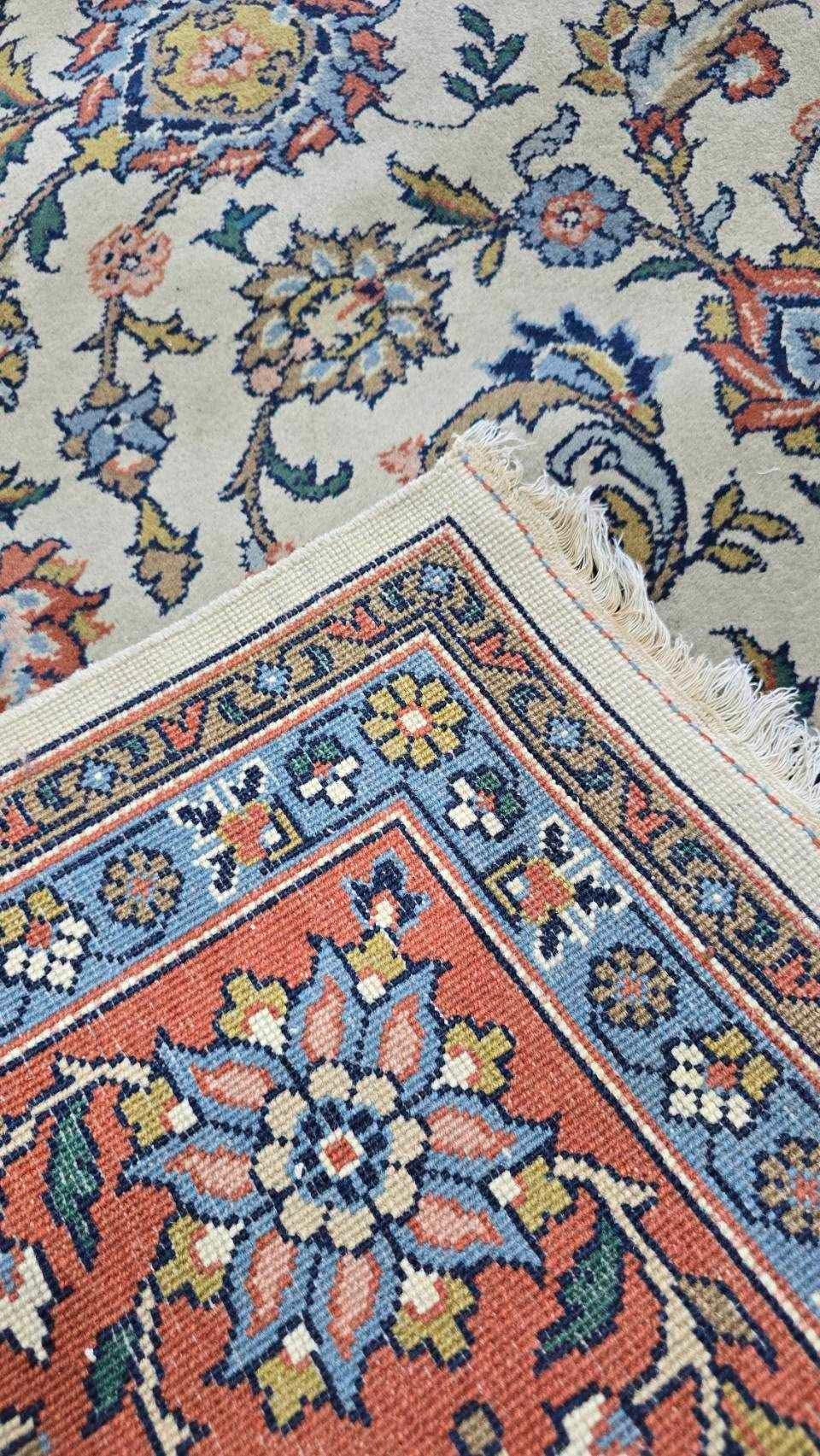 Belgian Ivory Floral Field Rug | 218 x 300 cm