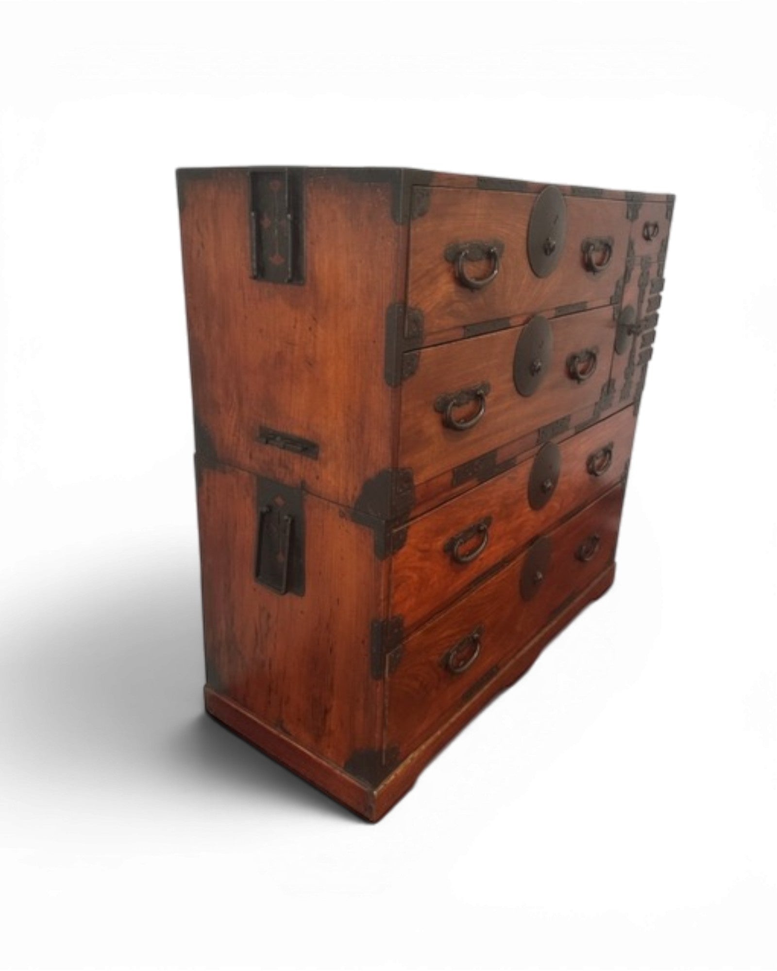 Nihonmatsu Keyaki Bridal Tansu Chest with Brass Fittings