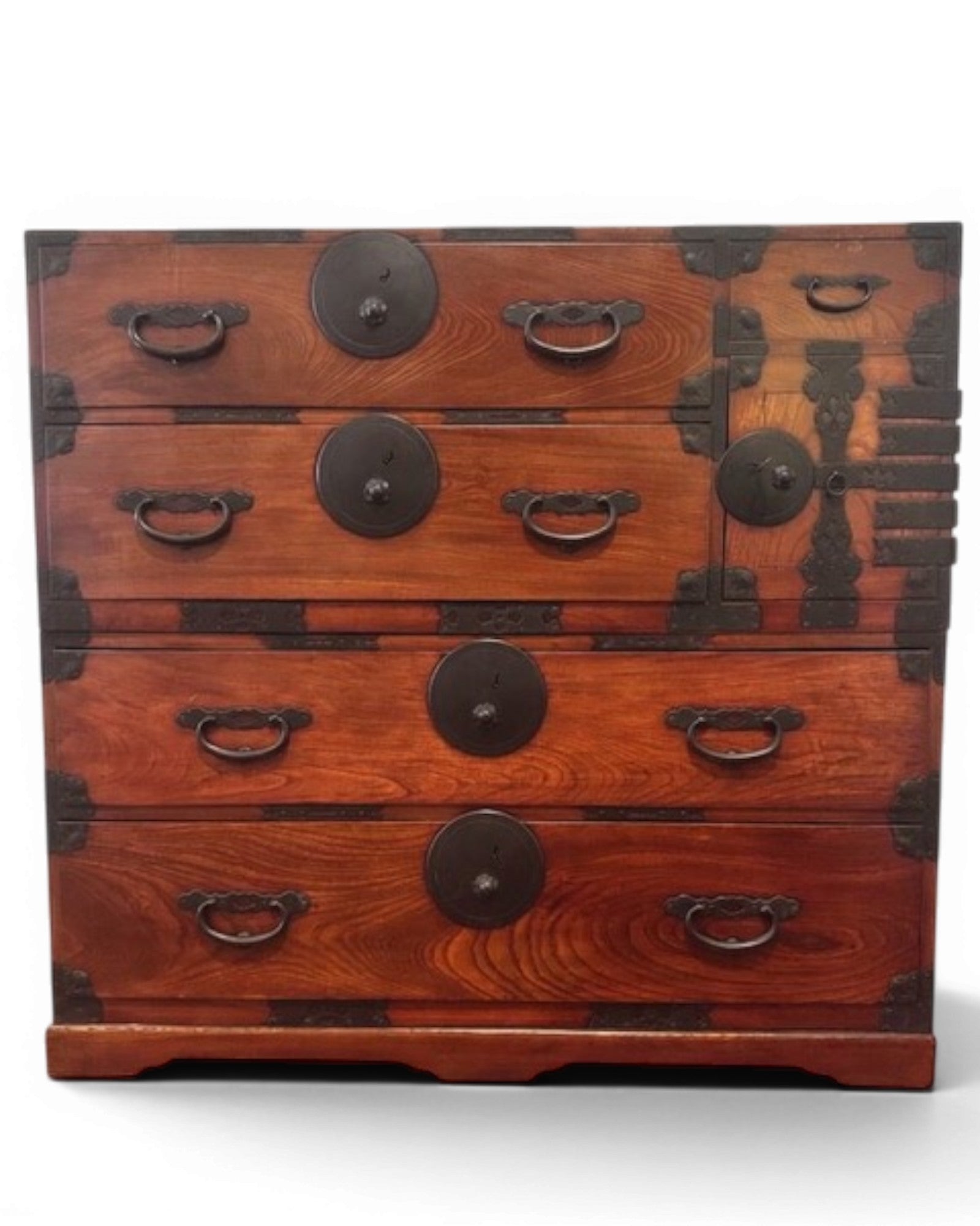 Nihonmatsu Keyaki Bridal Tansu Chest with Brass Fittings