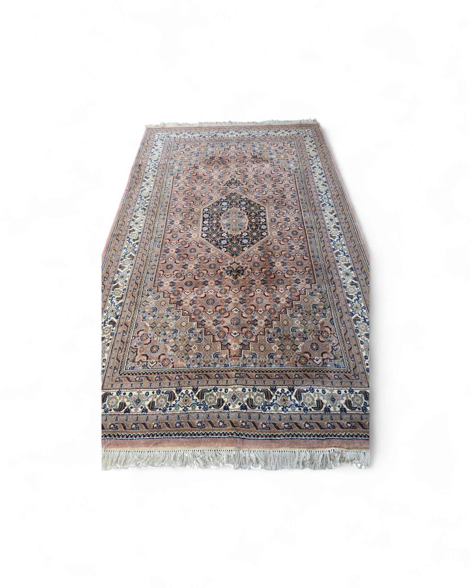 Belgian Machine-Woven Medallion Rug – Dusty Rose & Ivory (200 x 300 cm)
