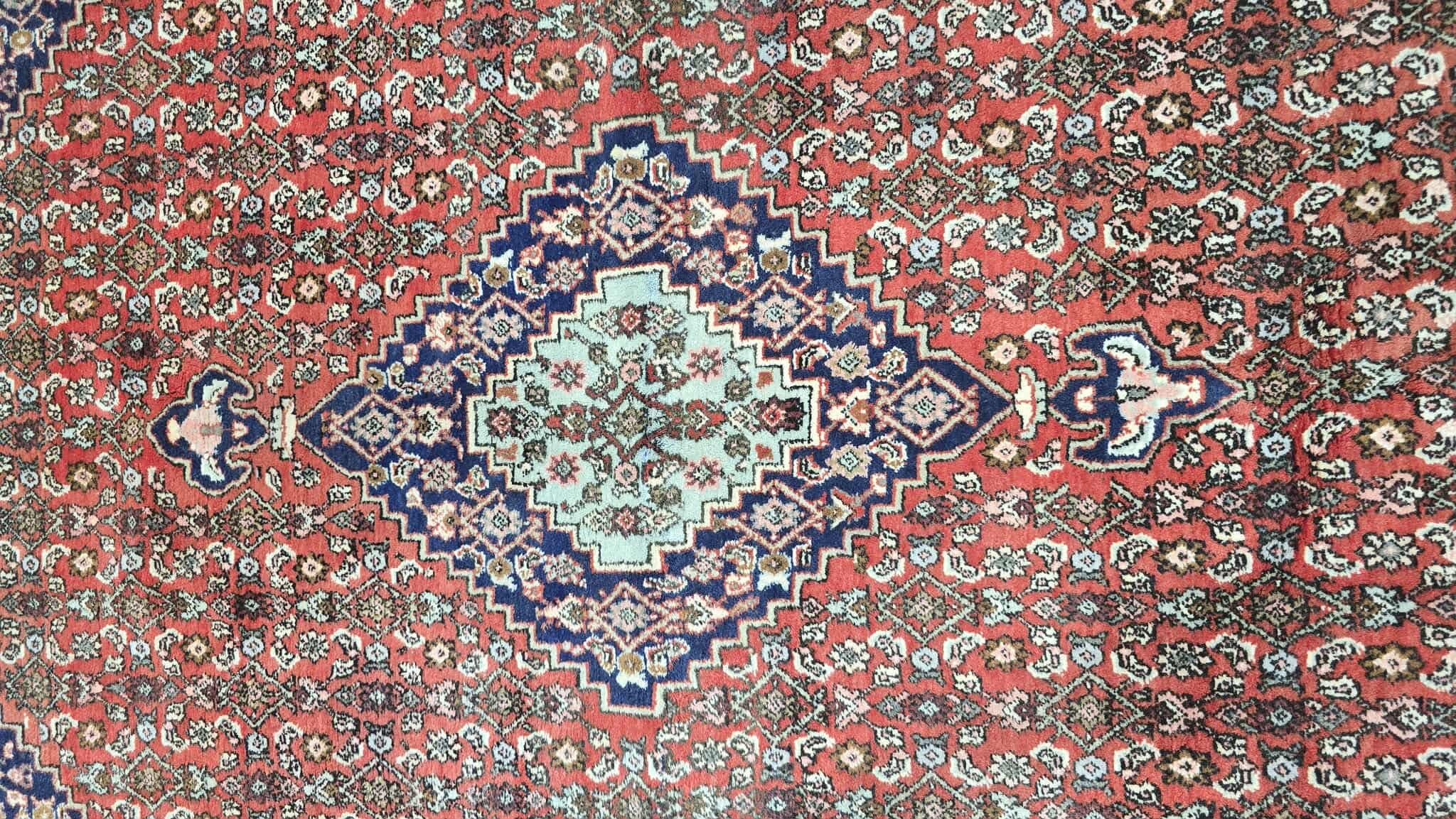 Herati Medallion Wool Rug | 120 x 170cm