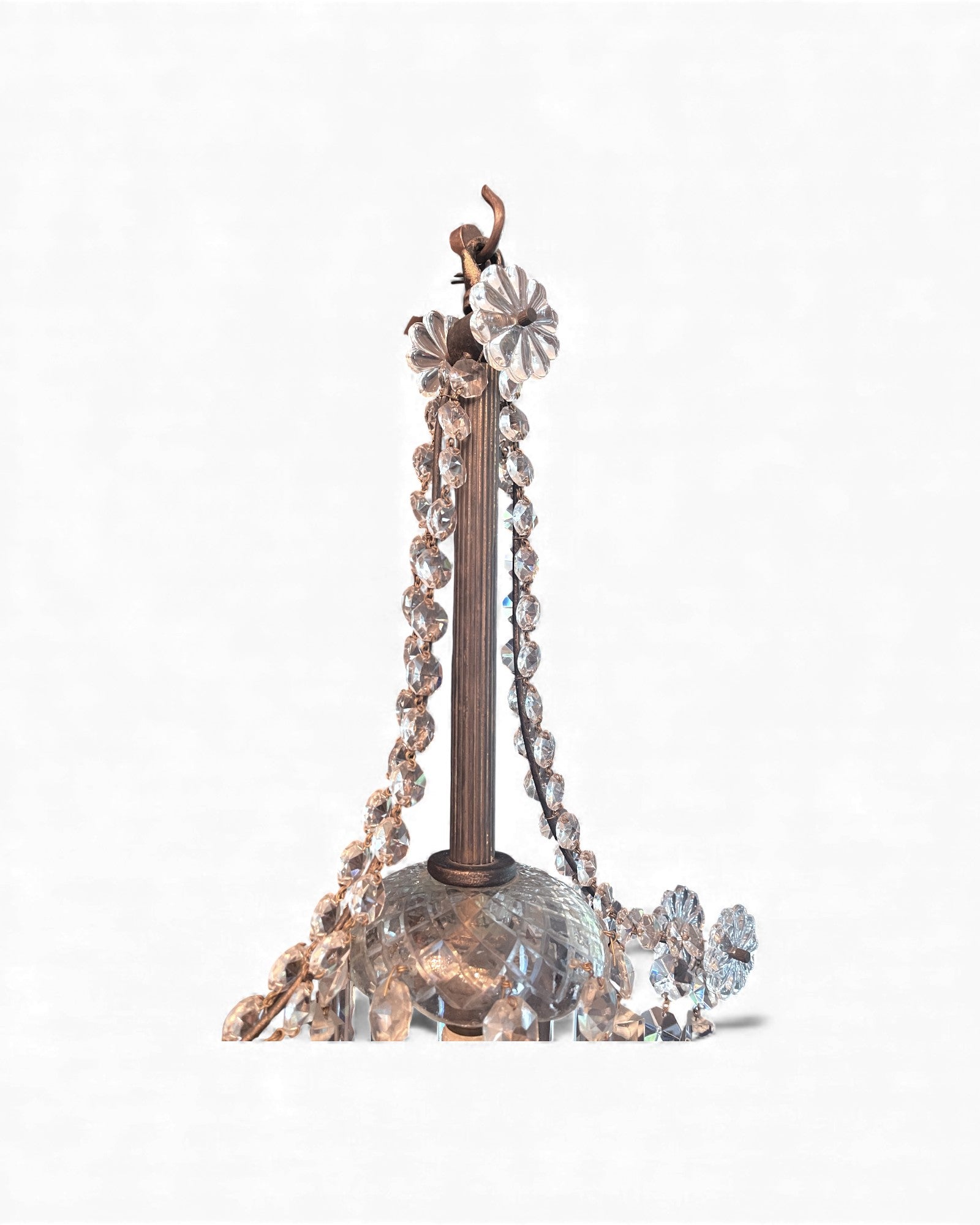 Single Draped Garland Crystal Wall Lamp