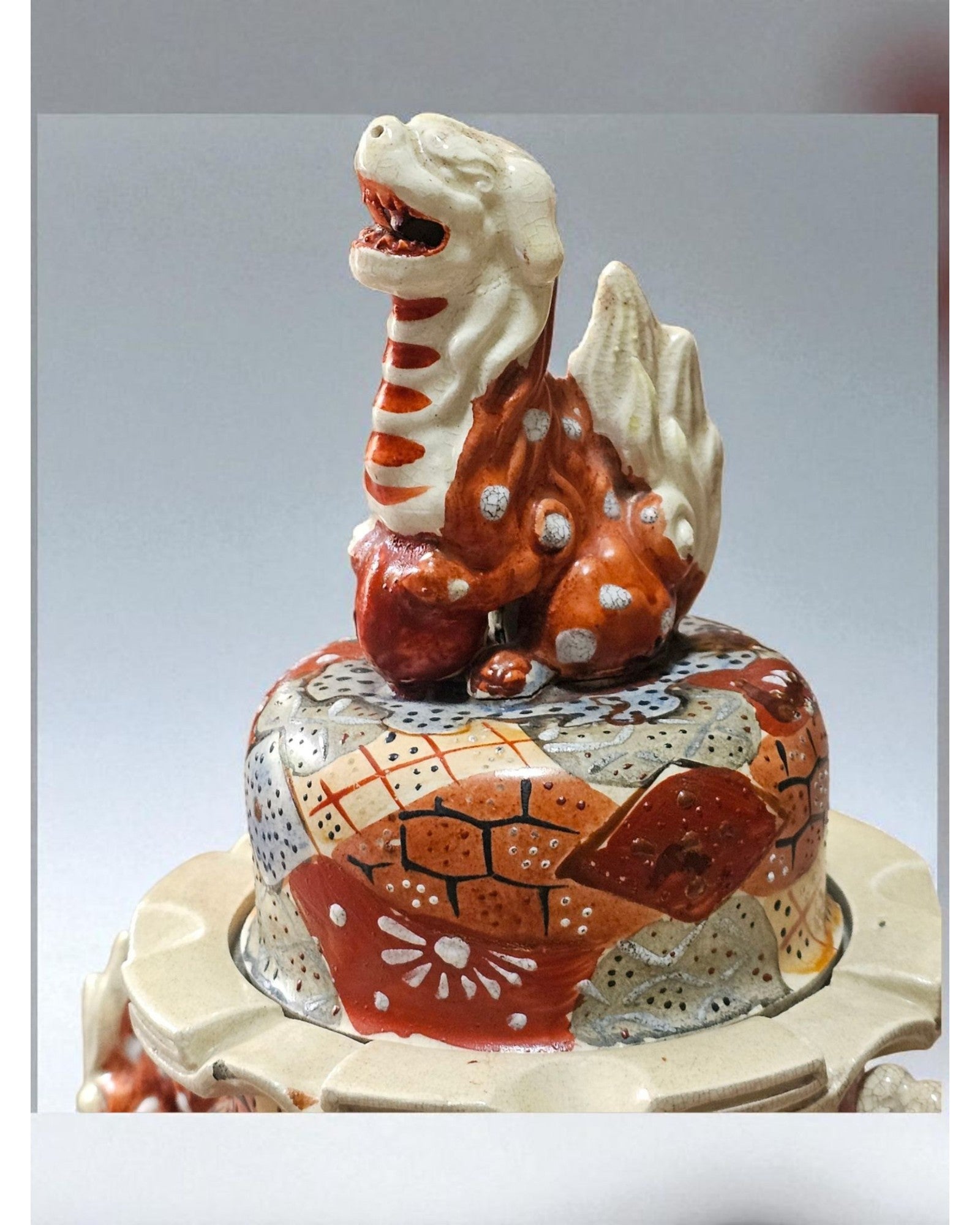 Satsuma Meiji Earthenware Lidded Vase with Foo Dogs