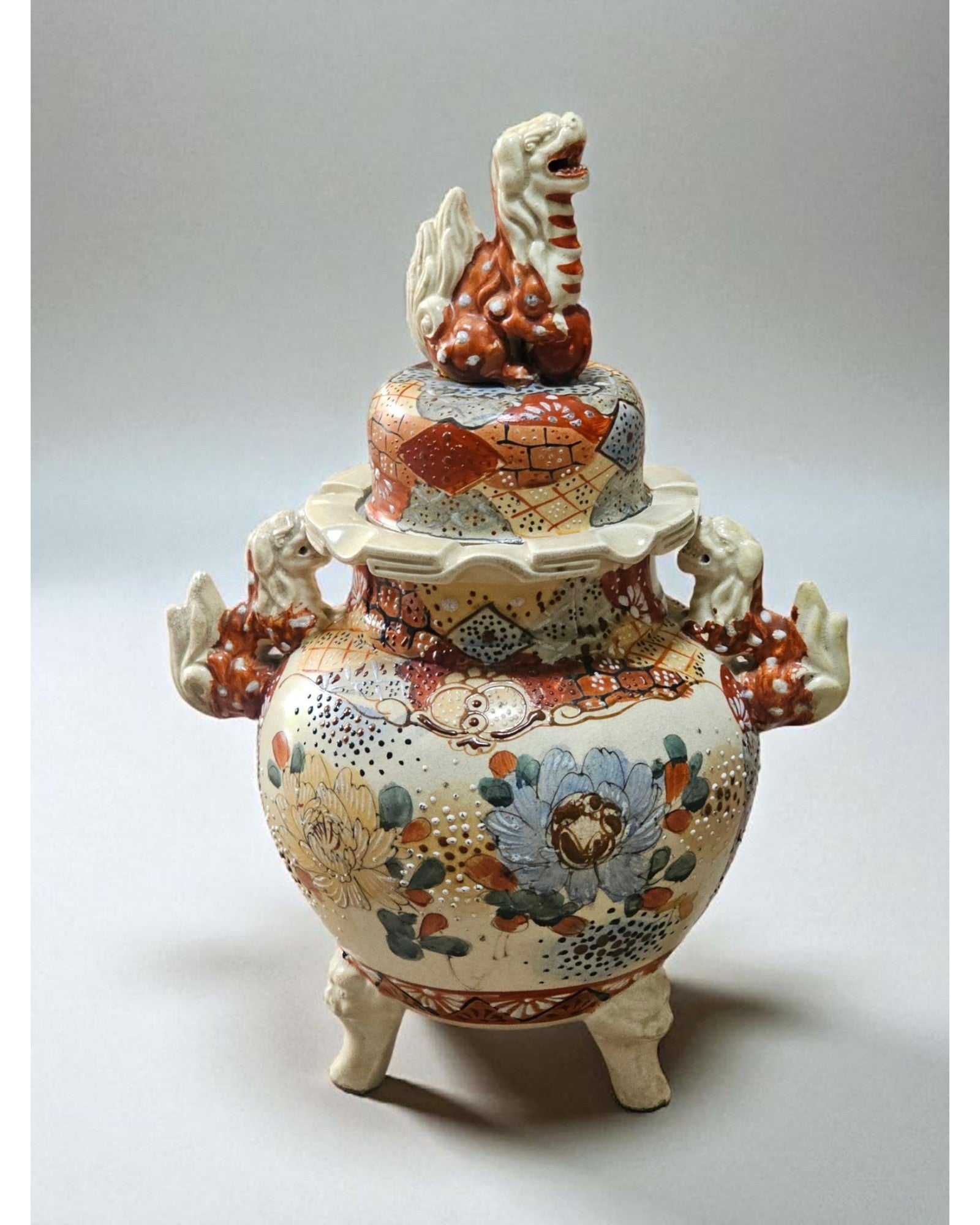 Satsuma Meiji Earthenware Lidded Vase with Foo Dogs
