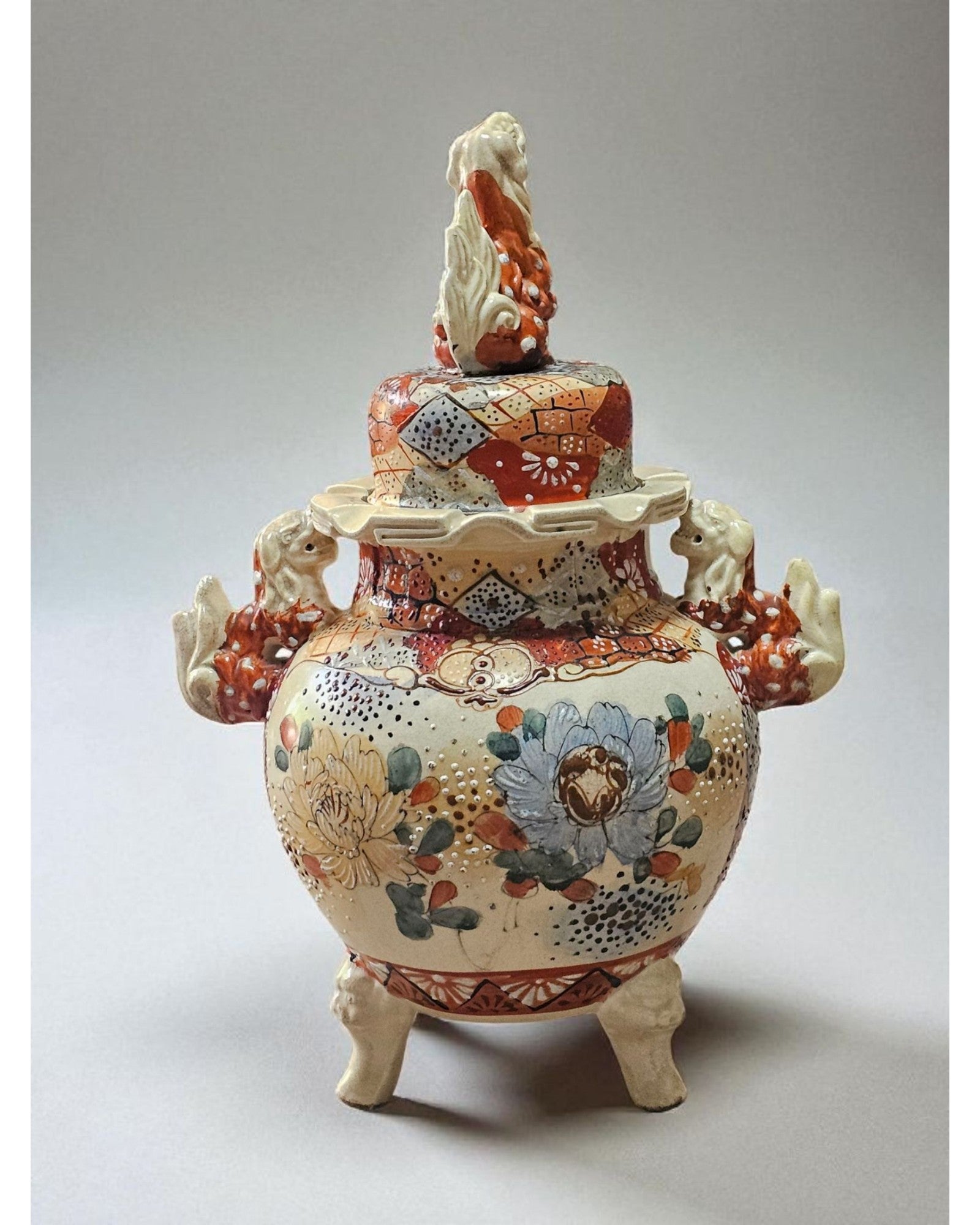 Satsuma Meiji Earthenware Lidded Vase with Foo Dogs