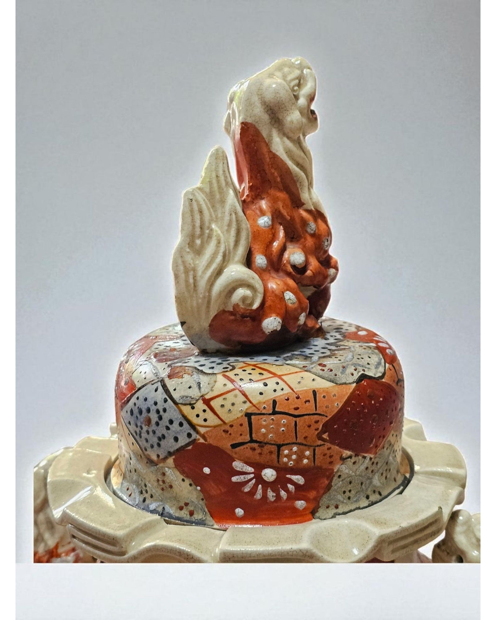 Satsuma Meiji Earthenware Lidded Vase with Foo Dogs