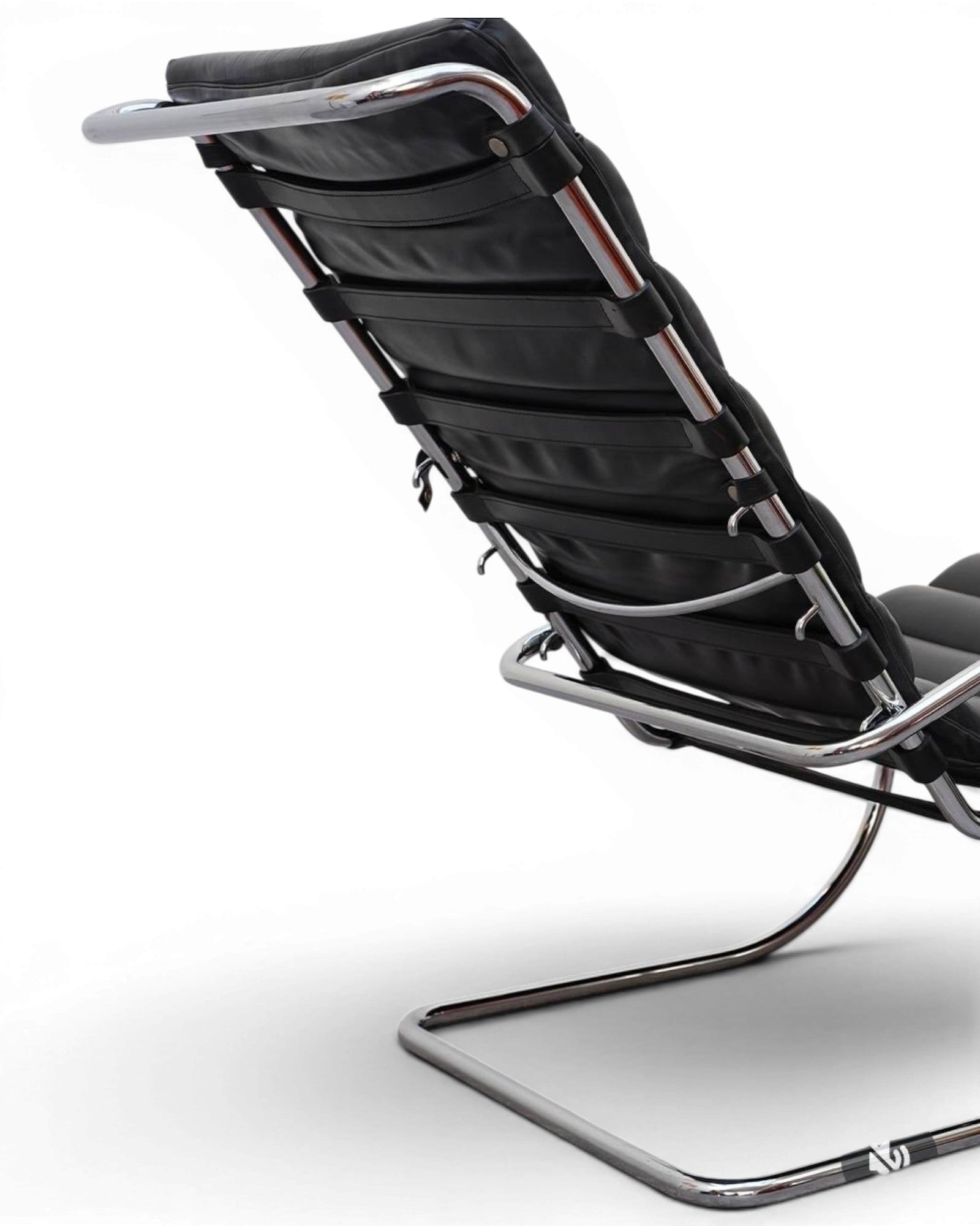 Model 242 MR Adjustable Chaise Lounge (Knoll International)