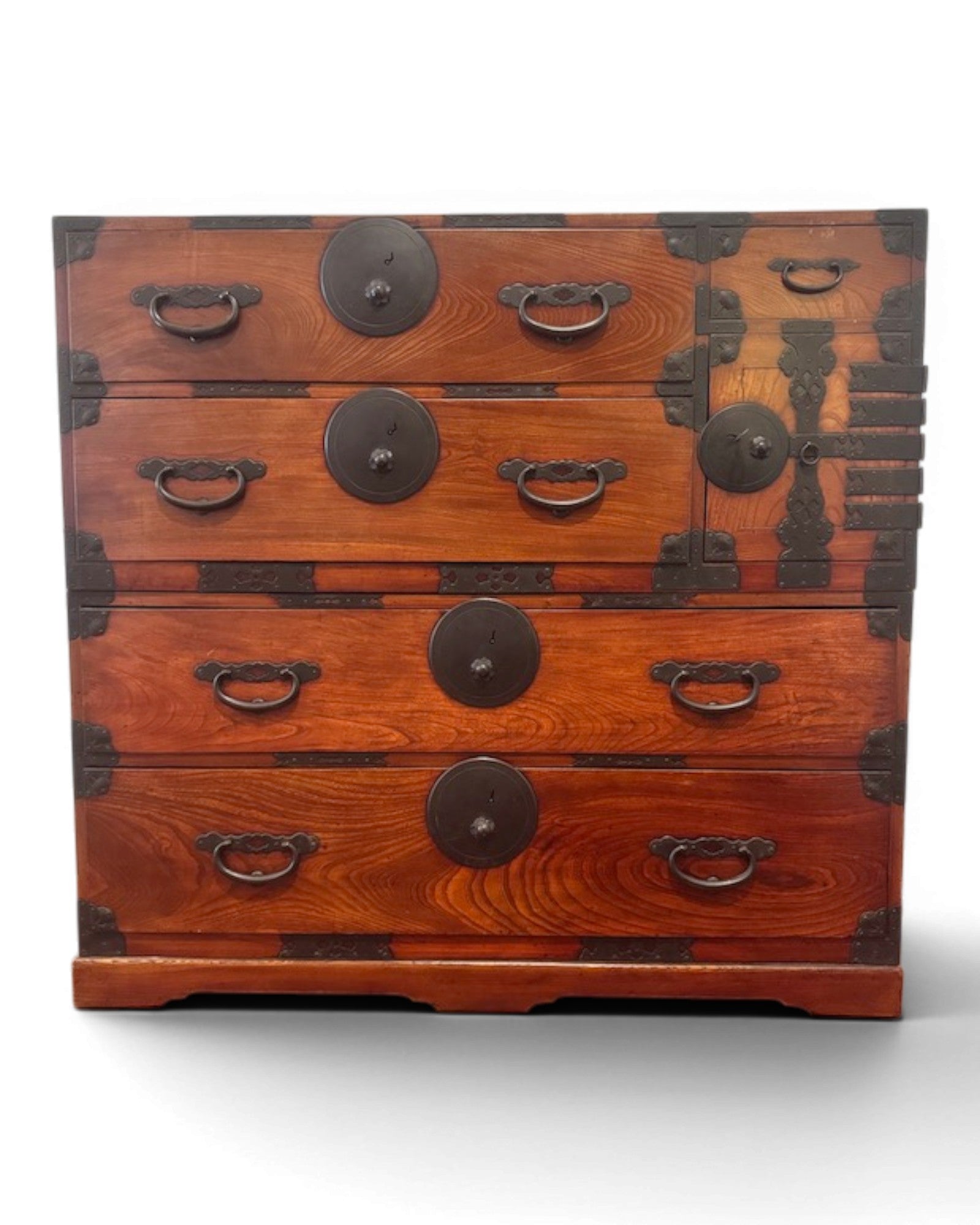 Nihonmatsu Keyaki Bridal Tansu Chest with Brass Fittings