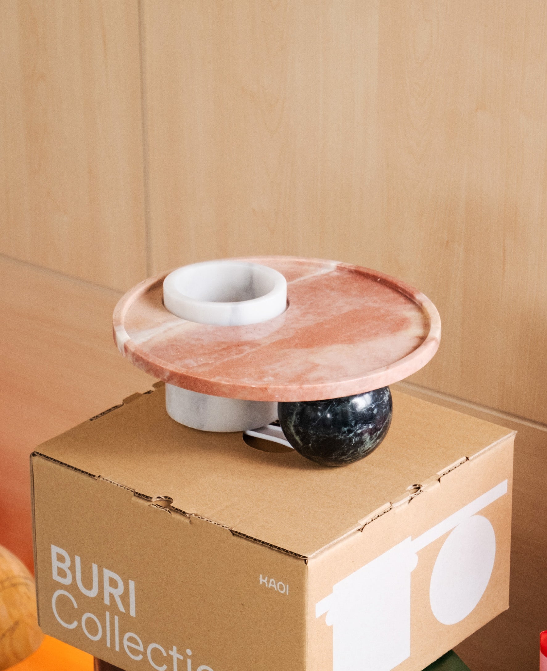 The Buri Vase - Tray in Pink