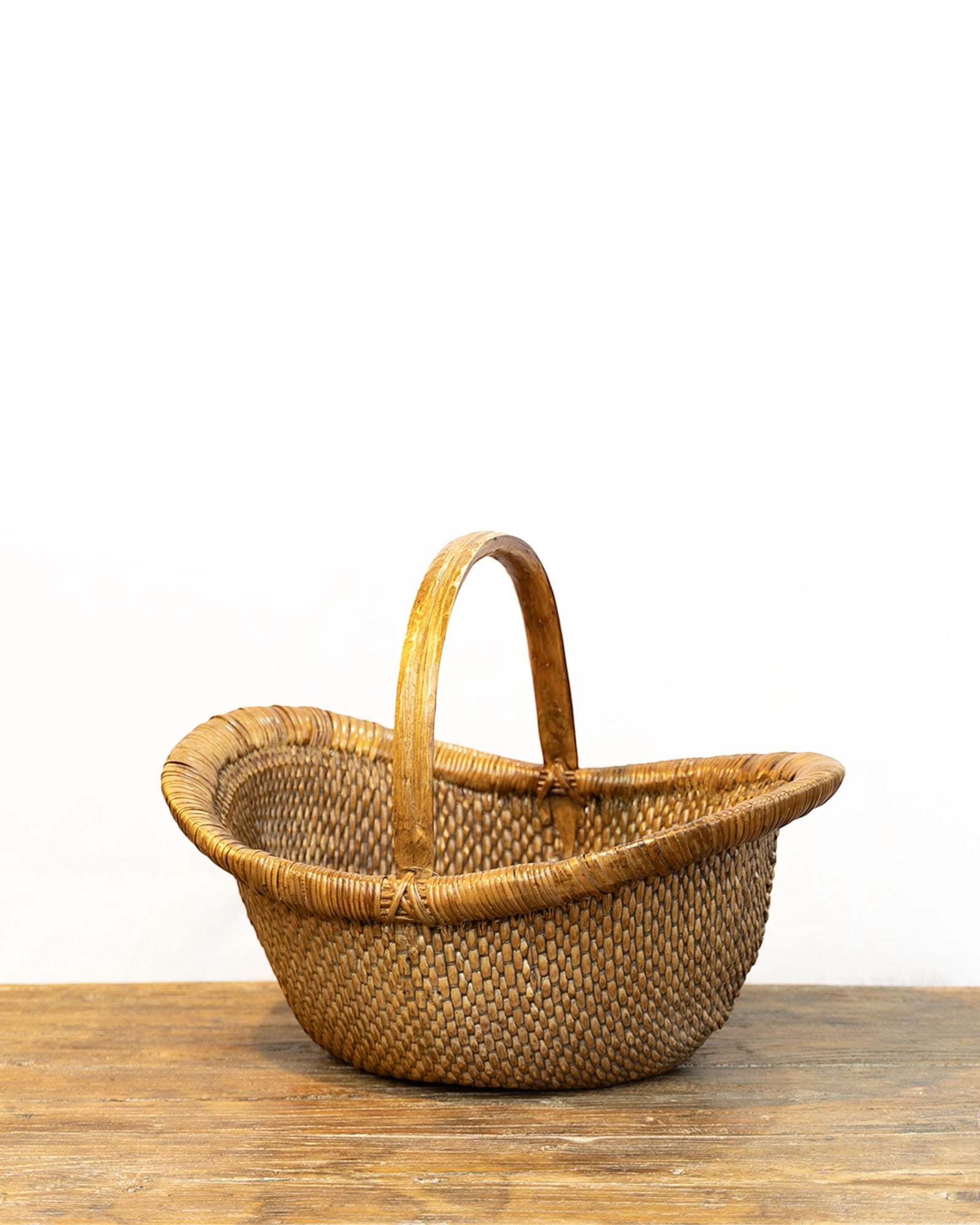 Antique Shandong Willow Basket (horizontal Shape)