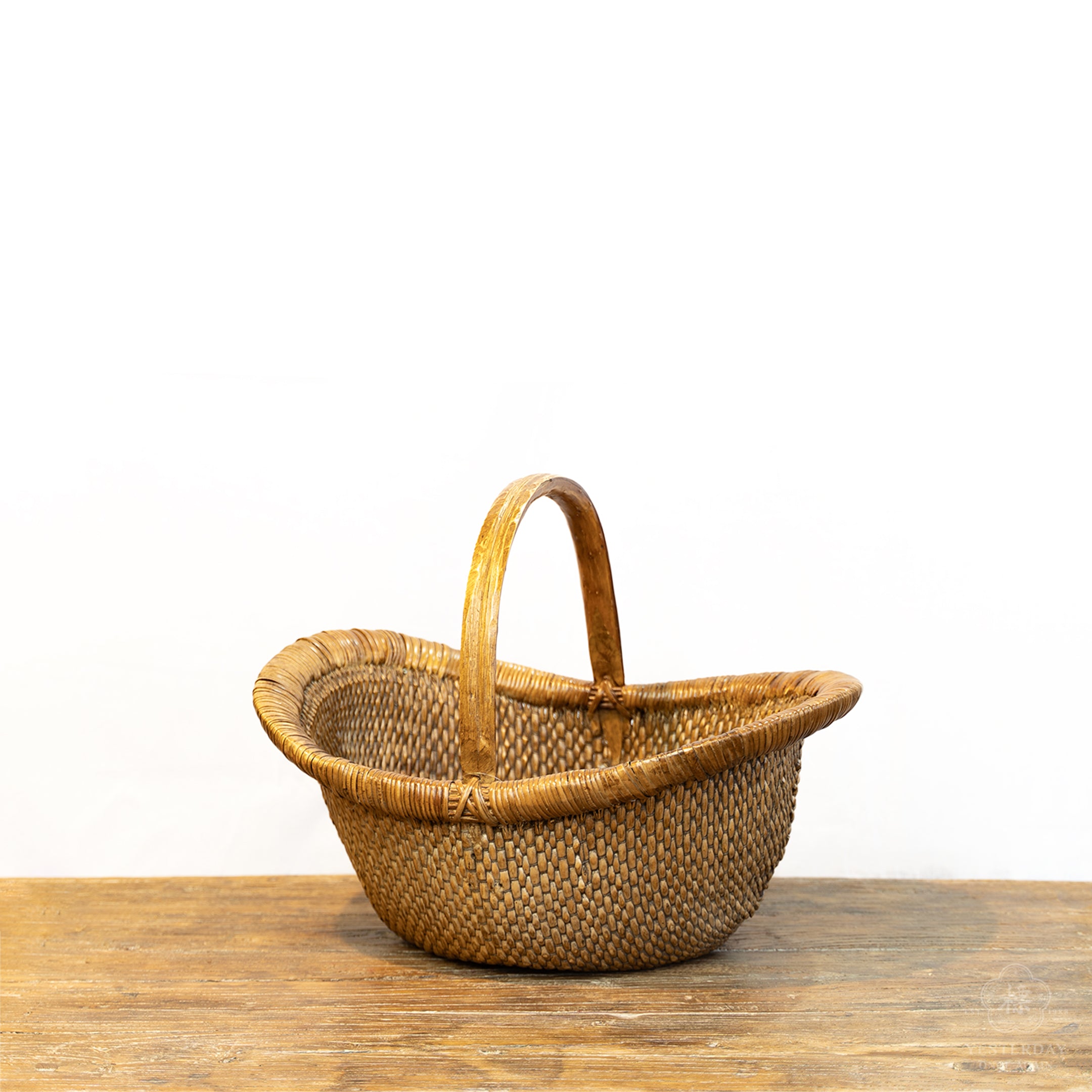Antique Shandong Willow Basket (horizontal Shape)
