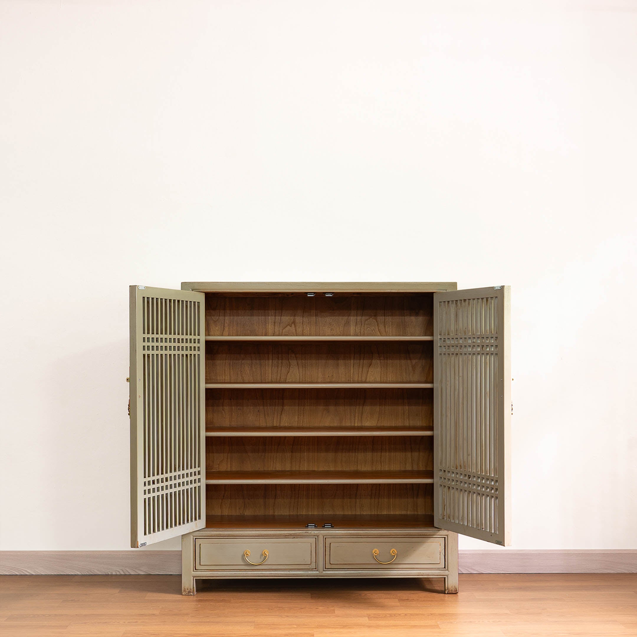 Traditional Lattice Door Cabinet