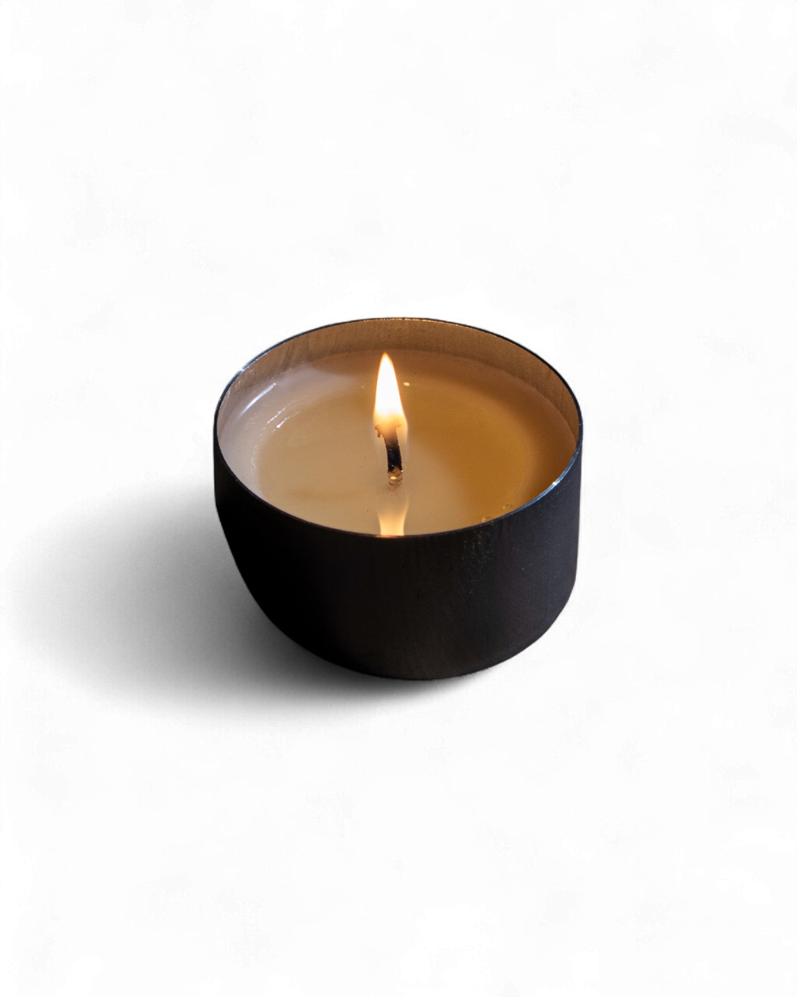 ทะเลหมอก (Sea of Mist) Crafted Scented Candle (M) 100g - Surround Living - 19