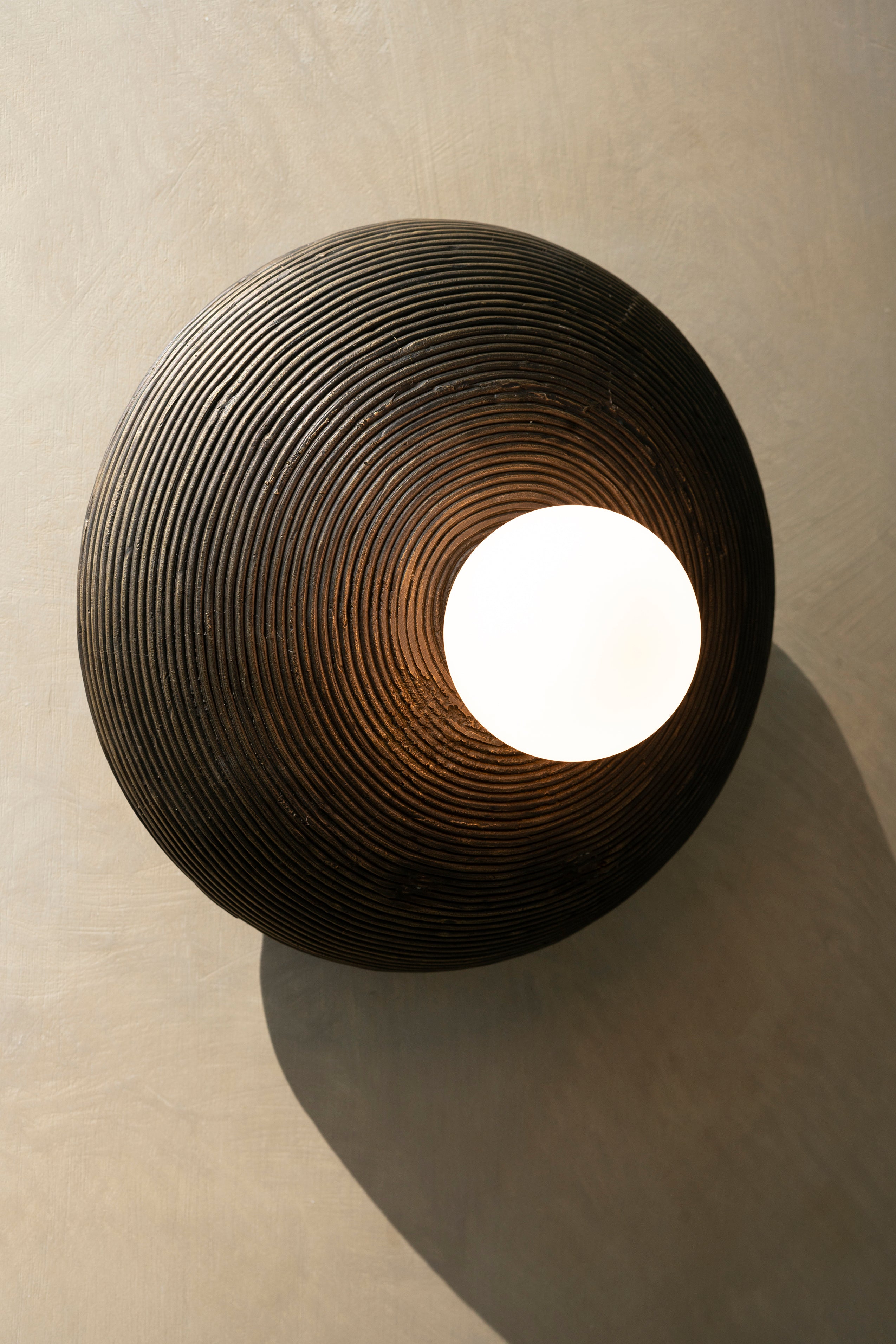 Ban Pa Ao Convex Sconce - Coiled Heavy Antique