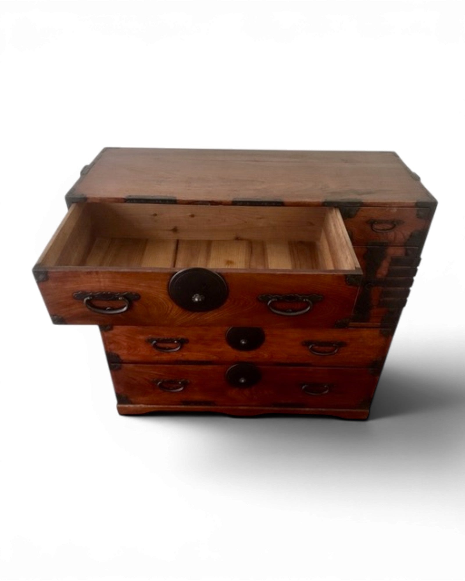 Nihonmatsu Keyaki Bridal Tansu Chest with Brass Fittings