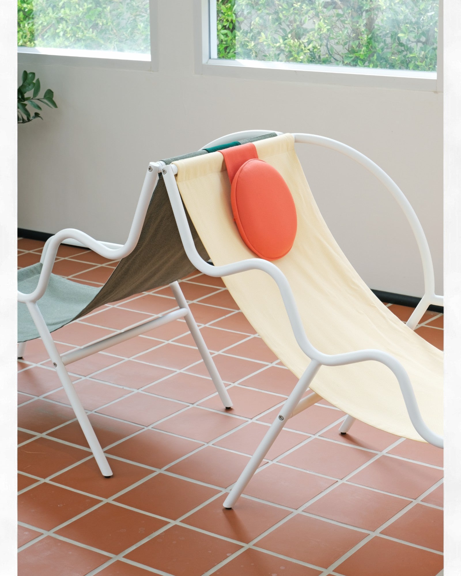 The Ebbar Chair - Bolognese