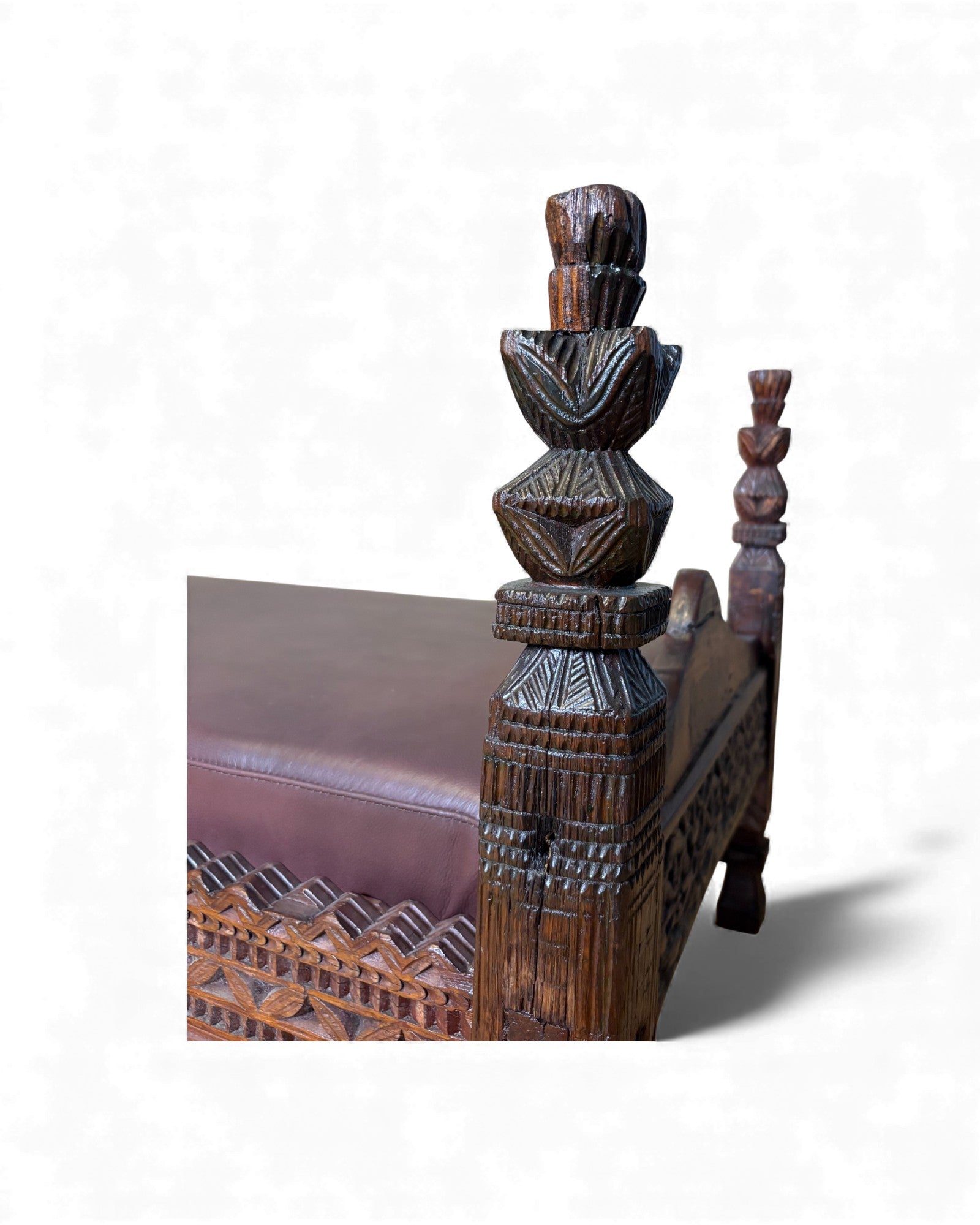 Antique Hand-Carved Wooden Daybed Surround Living - 8