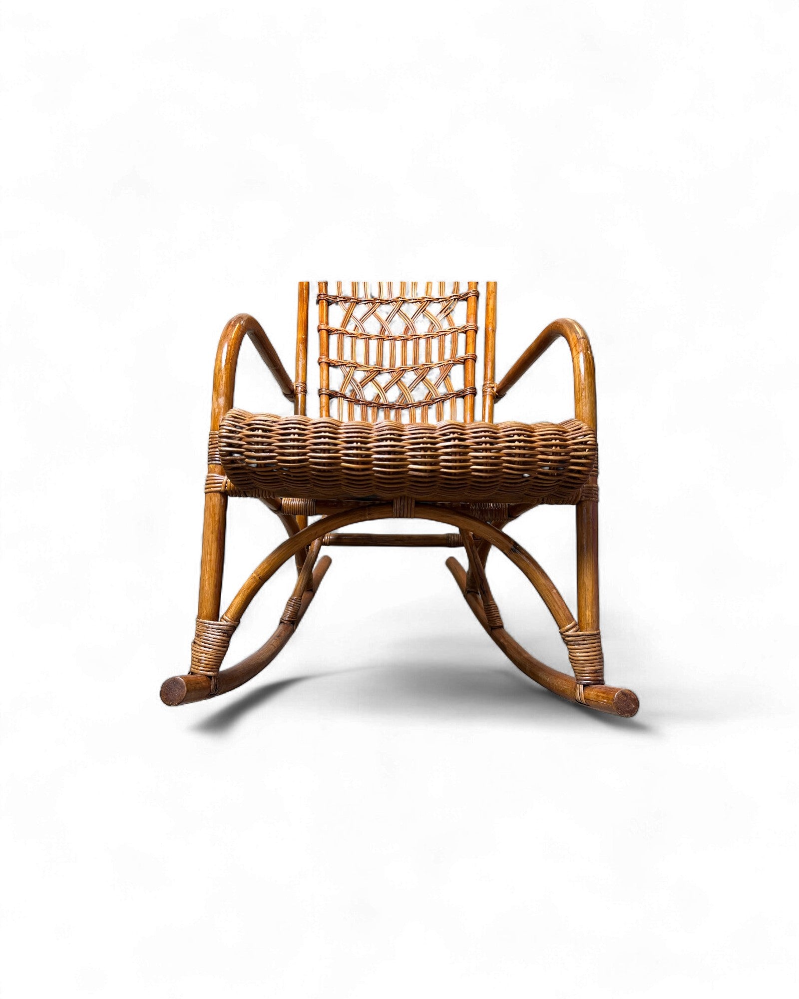 Rattan Weave Vintage High Back Rattan Rocking Chair Surround Living