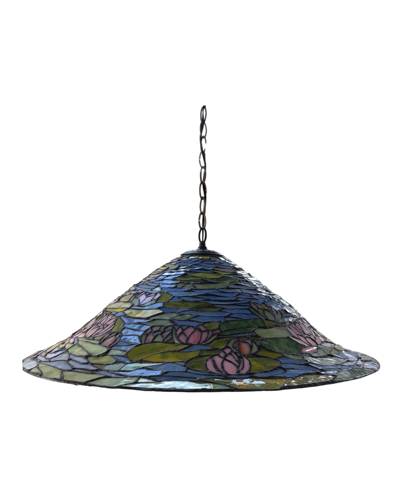A Lotus Saucer-Shaped Tiffany-Style Stained Glass Pendant Lamp - Surround Living - 3