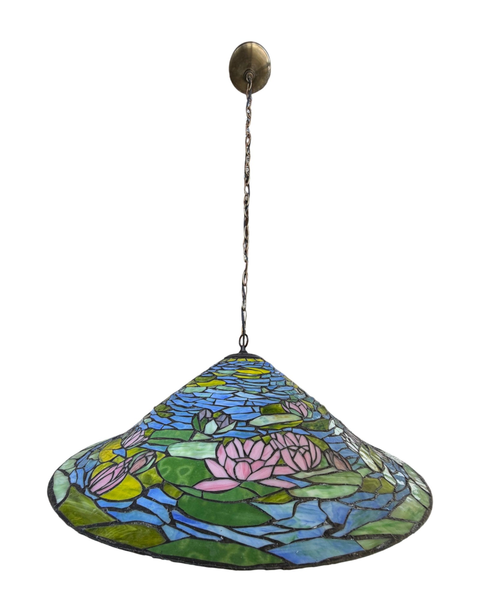 A Lotus Saucer-Shaped Tiffany-Style Stained Glass Pendant Lamp - Surround Living - 8